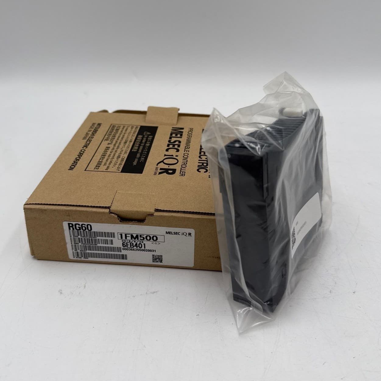Mitsubishi Melsec iQ-R RG60 Blank Unit Slot Cover PLC IQ-R SERIES BLACK NOS – image 1