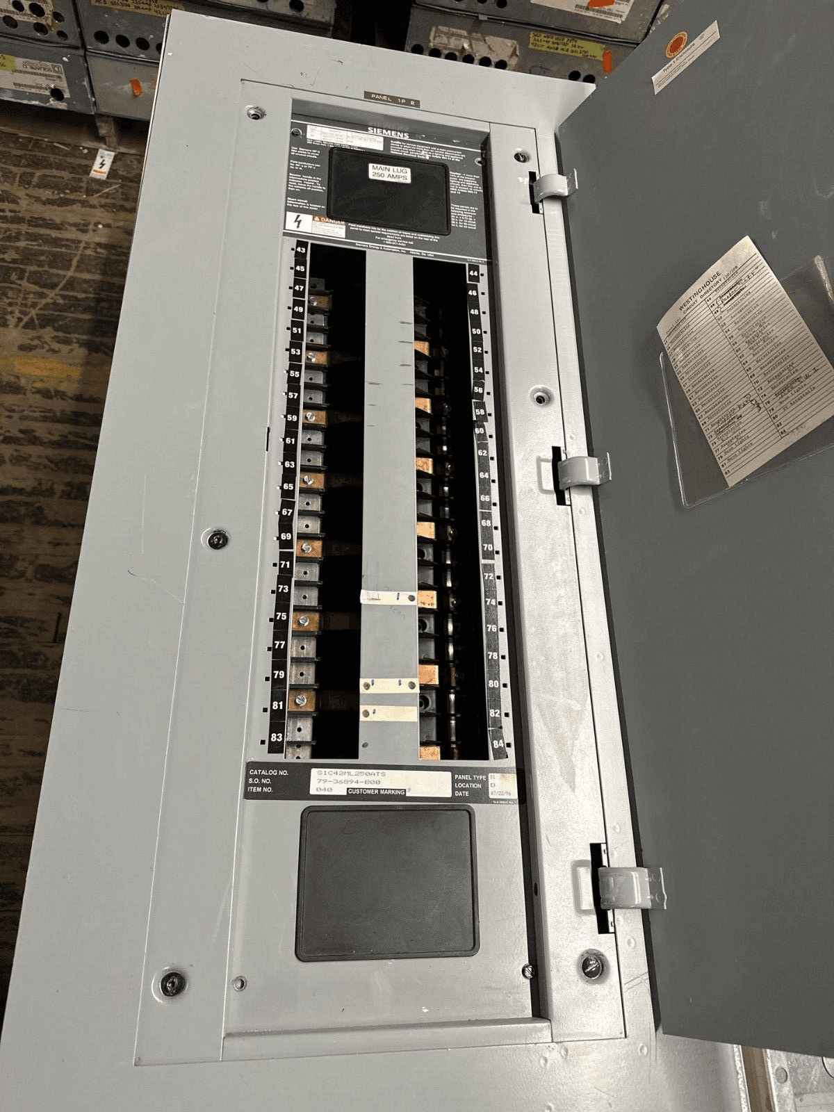 Siemens S1C42ML250ATS S1 Panelboard 250A 208/120V 3PH 4W Indoor Encl P069 – image 1