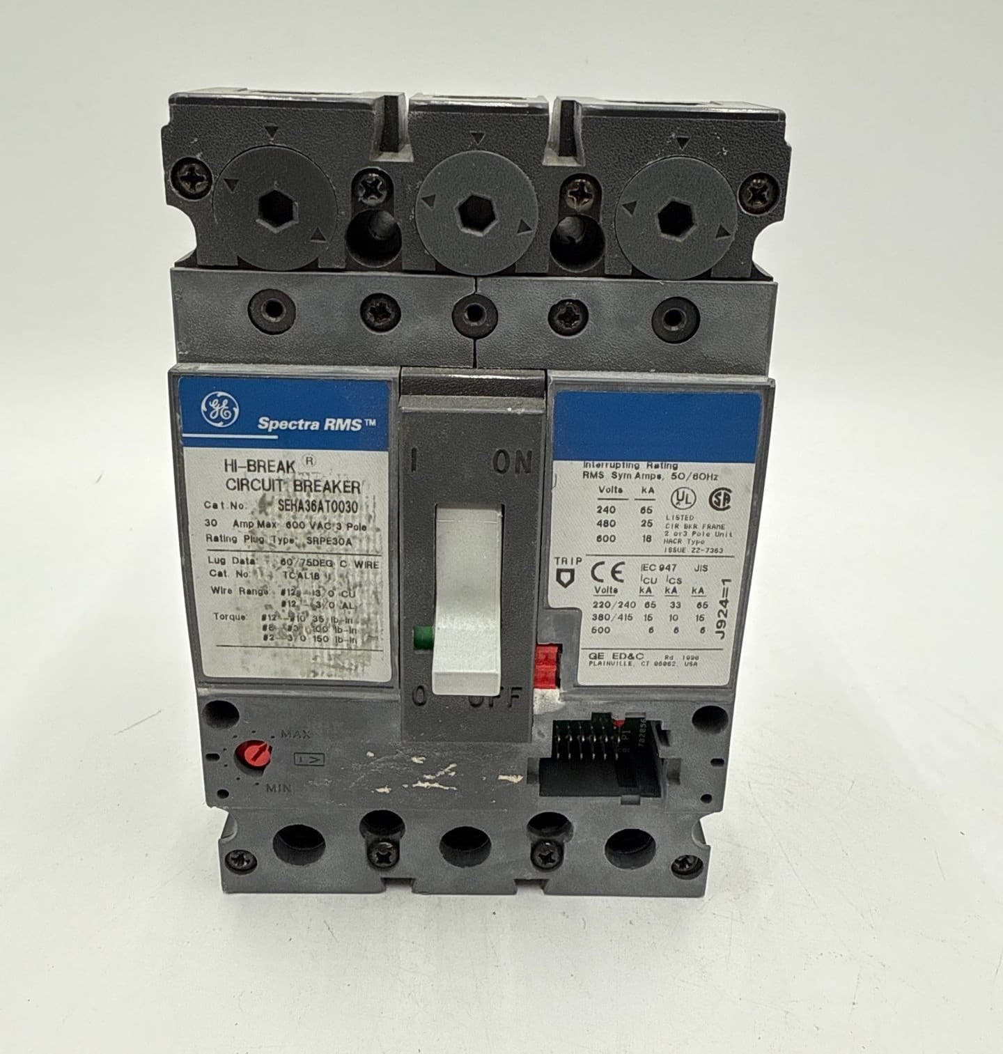 GE SEHA36AT0030 Circuit Breaker Frame 30A 3P 600V SEHA 30 Amp 3 Pole – image 1
