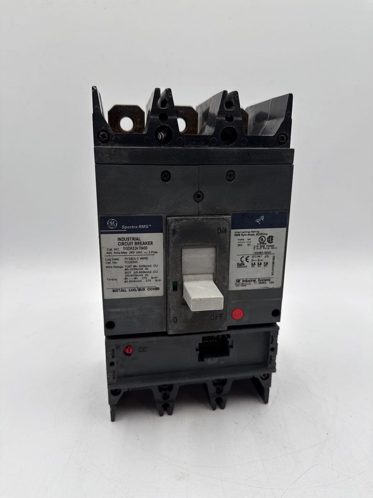 GE SGDA32AT0400 Circuit Breaker — image 1 of 8