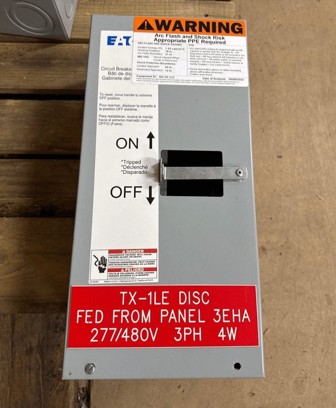 Eaton SGDN100 Enclosure — image 1 of 8