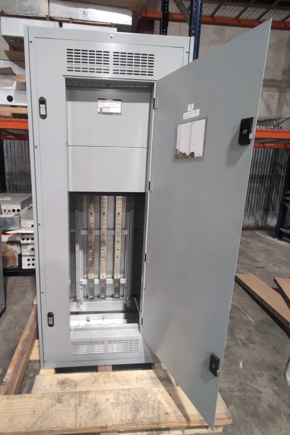 Siemens P5 Panelboard P5E75ML800ATS 800A 480/277V 3PH 4W 800 Amp MLO Panel New – image 1