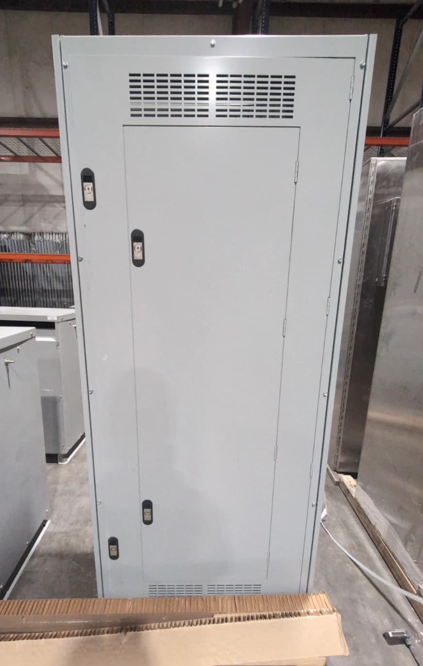 Siemens P5 Panelboard P5E75ML600ATS 600A 480/277V 3PH 4W 600 Amp MLO Panel New