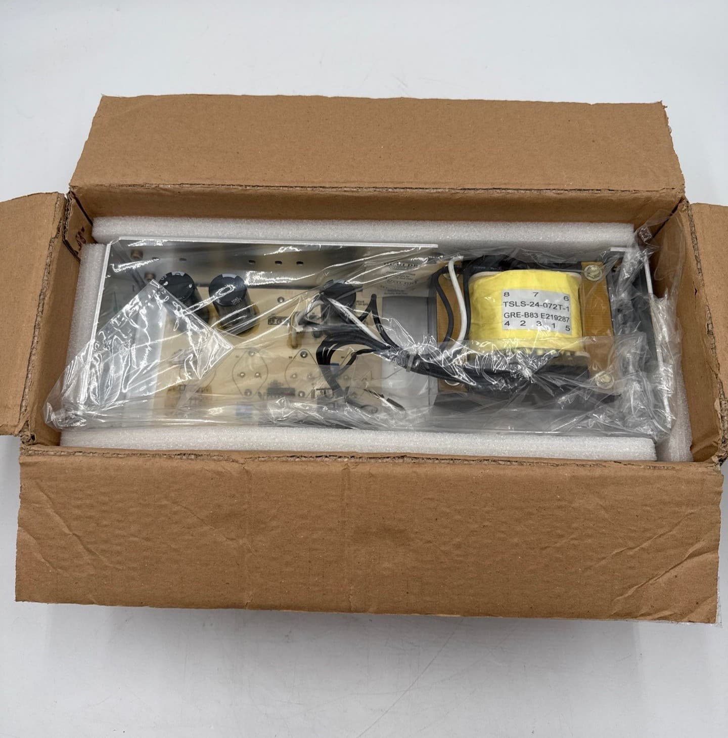 Emerson Sola HD Linear DC Power Supply SLS-24-072T 24VDC 7.2A – image 1