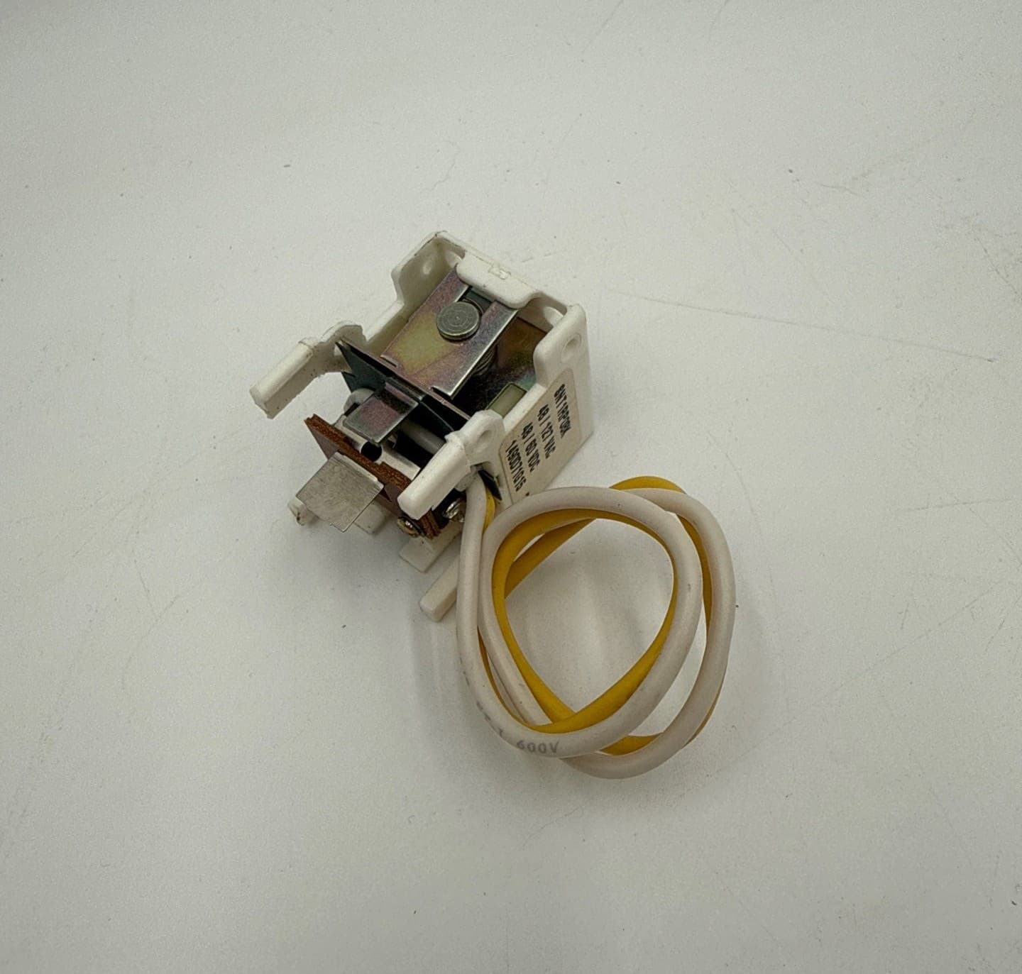 Eaton Cutler-Hammer SNT1RP08K Shunt Trip Device 48-127V AC Right FD EHD ED HFD – image 1