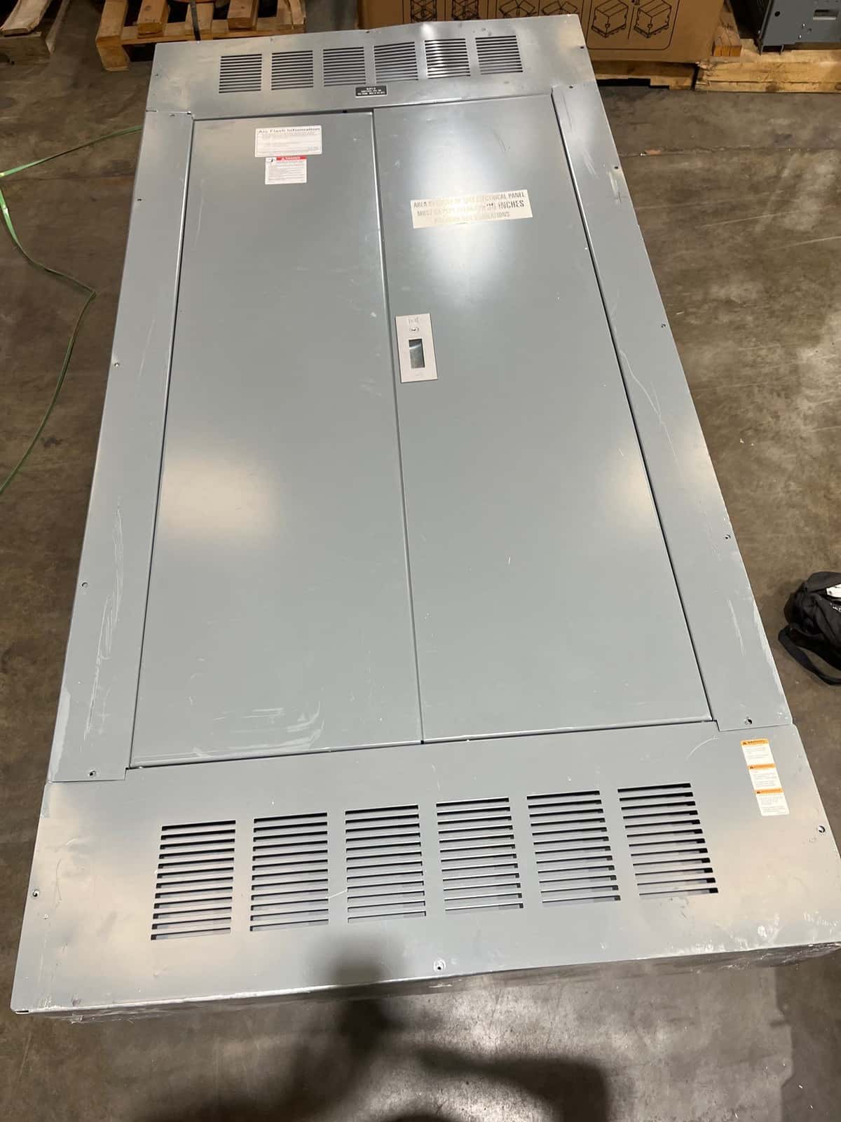 Square D I-Line Panel — image 1 of 4
