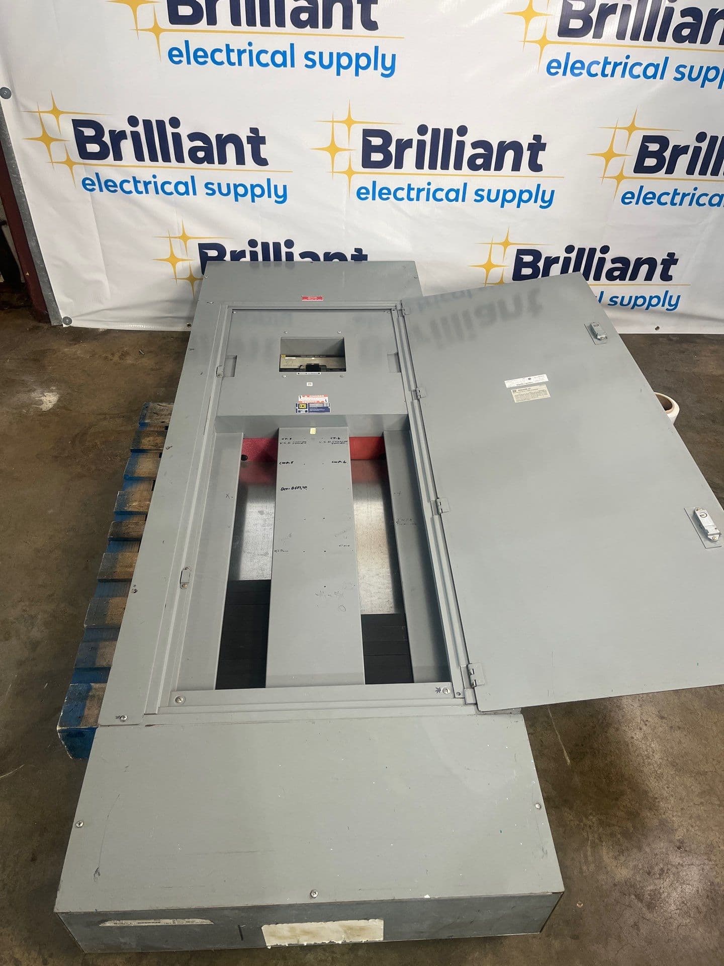 Square D I-Line Panel — image 1 of 12