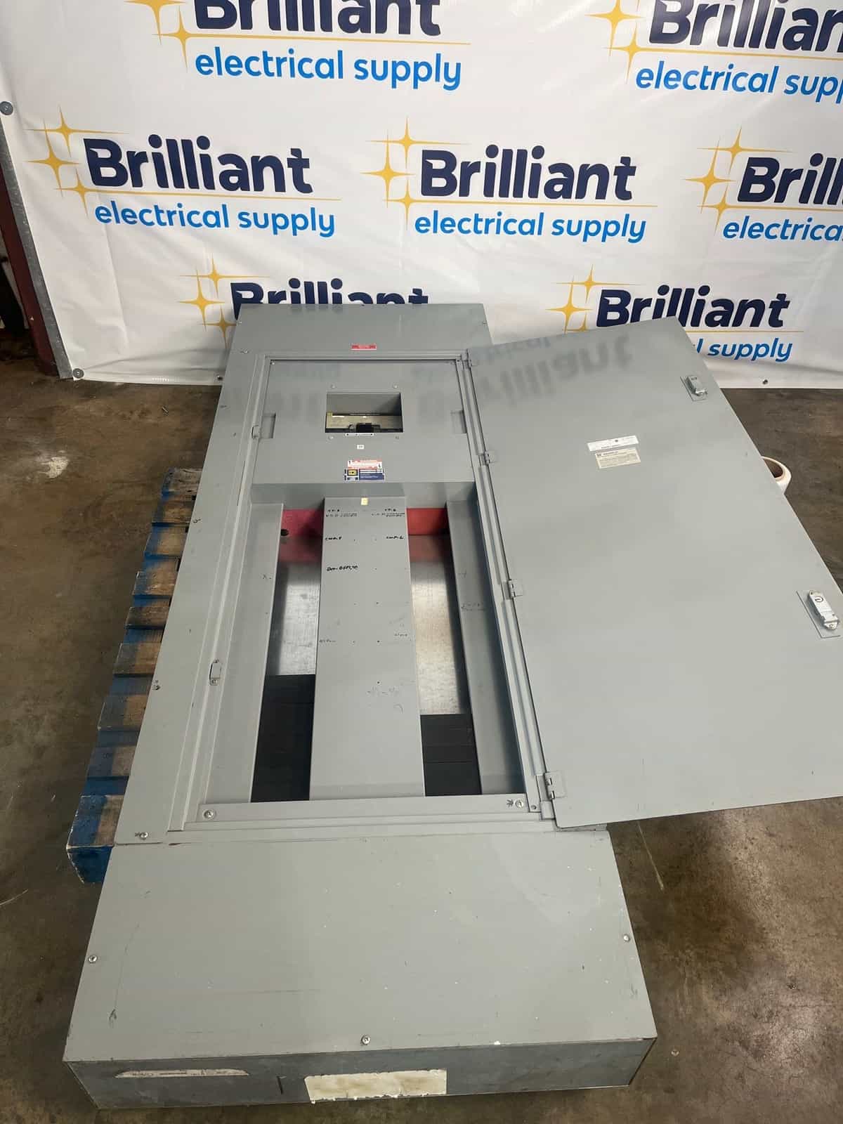 Square D I-Line Panel — image 1 of 12