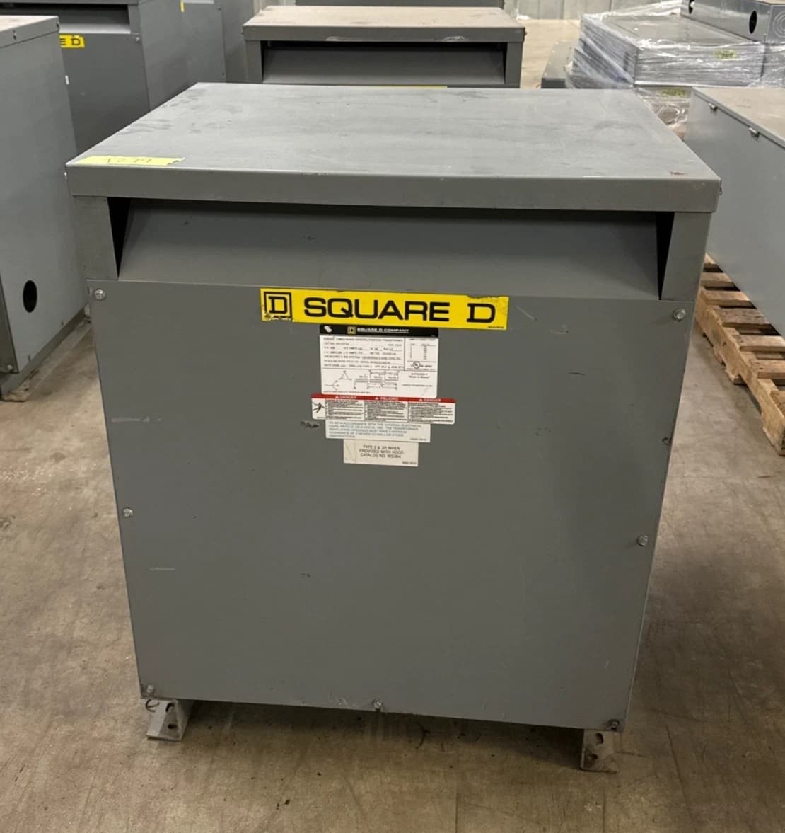 112.5KVA Square D EE112T3H Transformer Pri 480V Sec 208Y/120V 3PH Indoor T279 – image 1