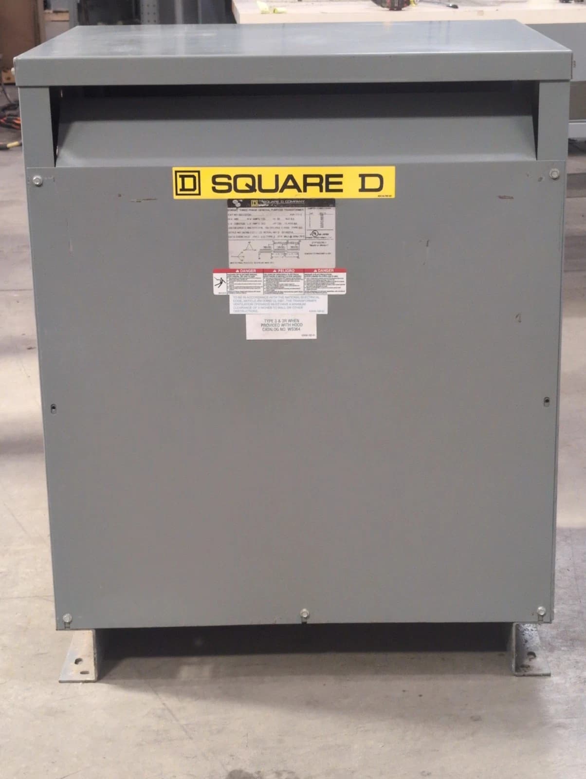 112.5KVA Square D EE112T3H 3PH Pri 480V Sec 208/120V Transformer Indoor Encl – image 1