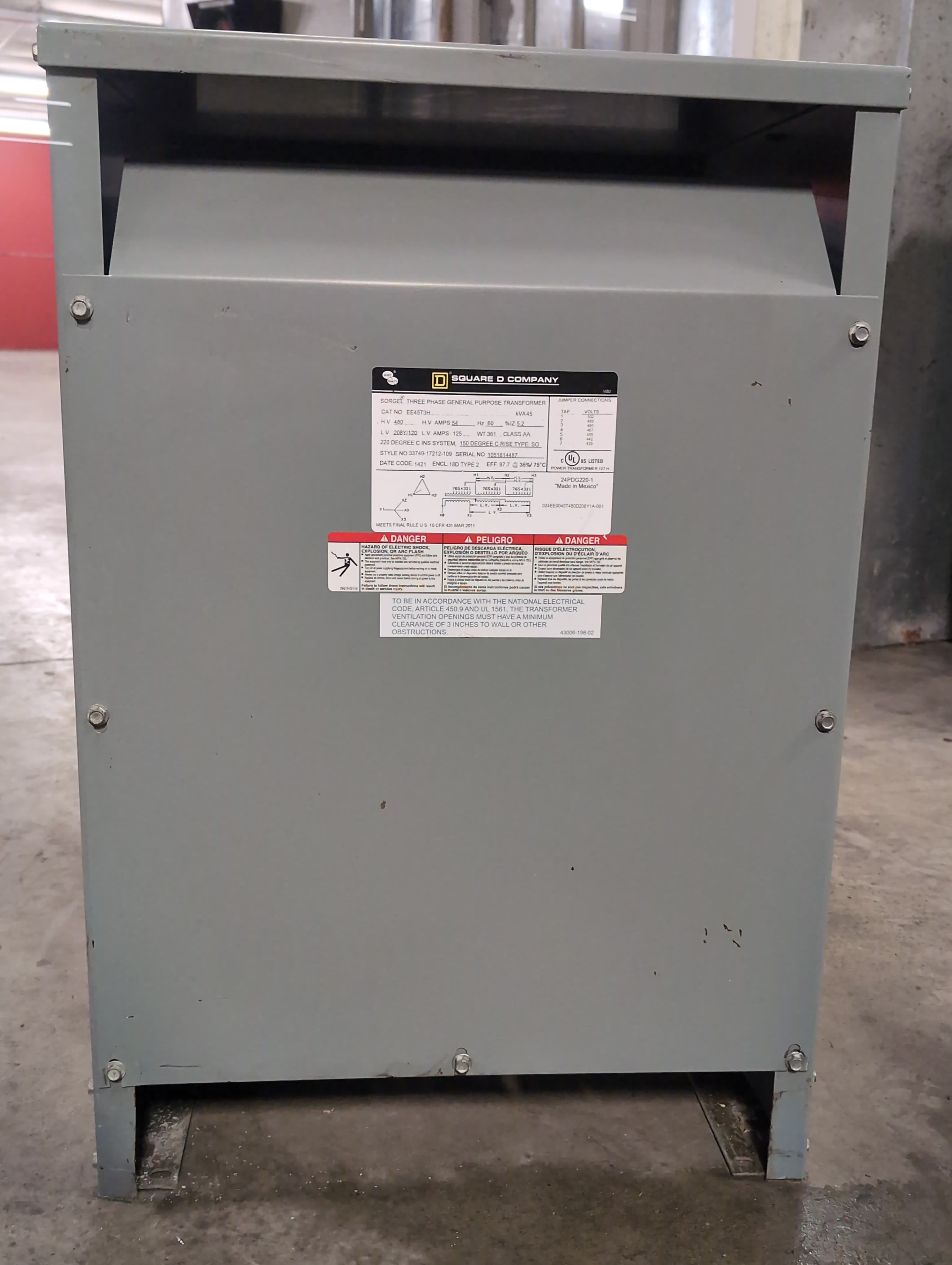 45 KVA Square D EE45T3H Transformer Pri 480V Sec 208/120V 3PH Indoor Encl 60Hz – image 1