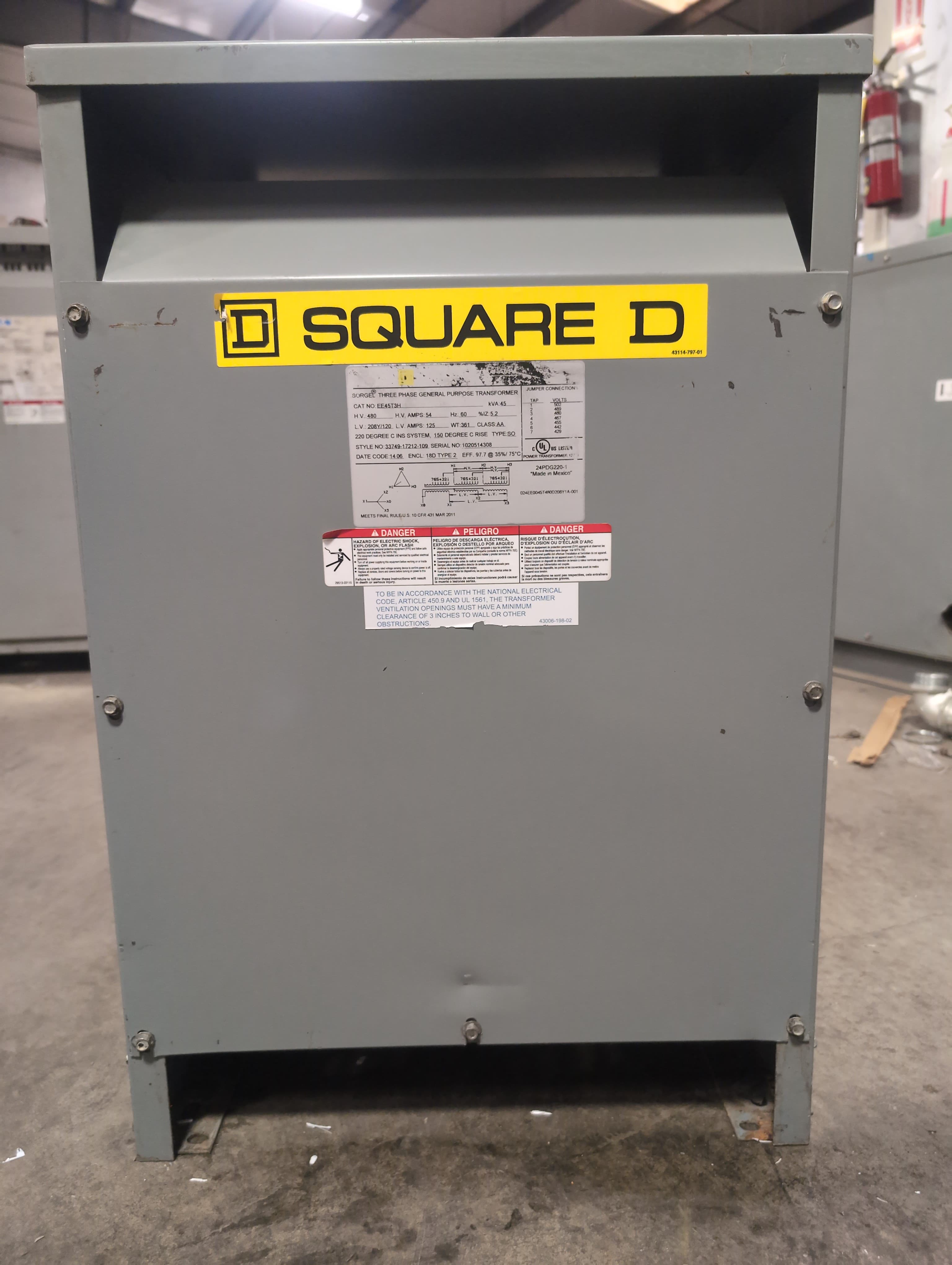 45 KVA Square D EE45T3H Transformer Pri 480V Sec 208/120V 3PH Indoor Encl 60Hz – image 1