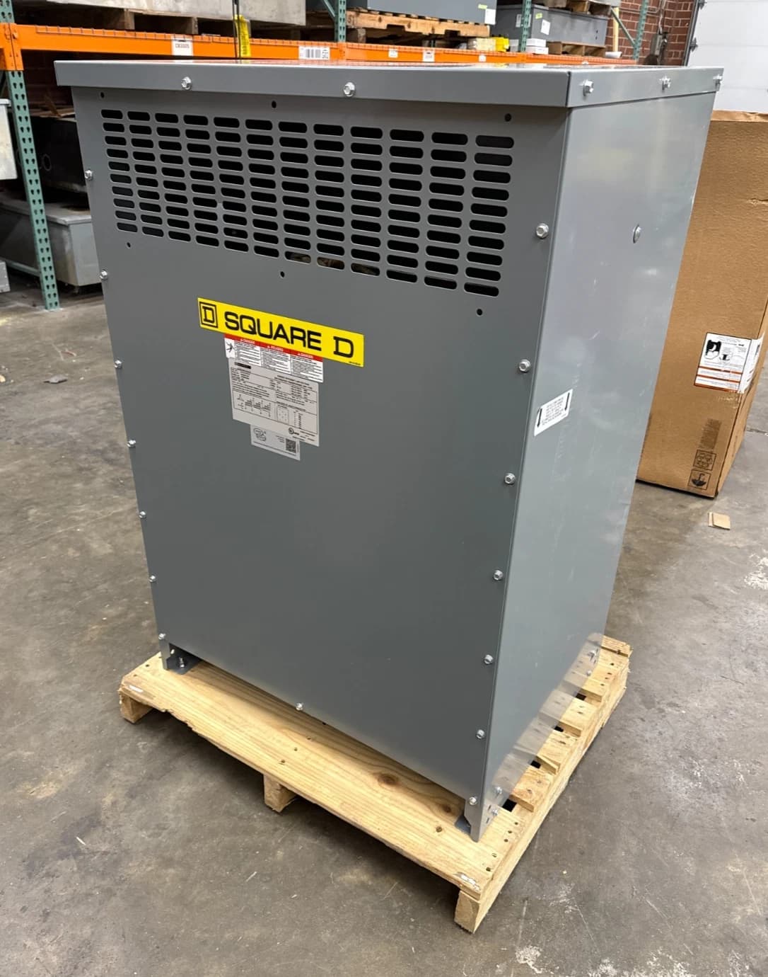 112.5 KVA Square D EX112T3HFCU Transformer Pri 480V Sec 208/120V 3PH Indoor Encl – image 1