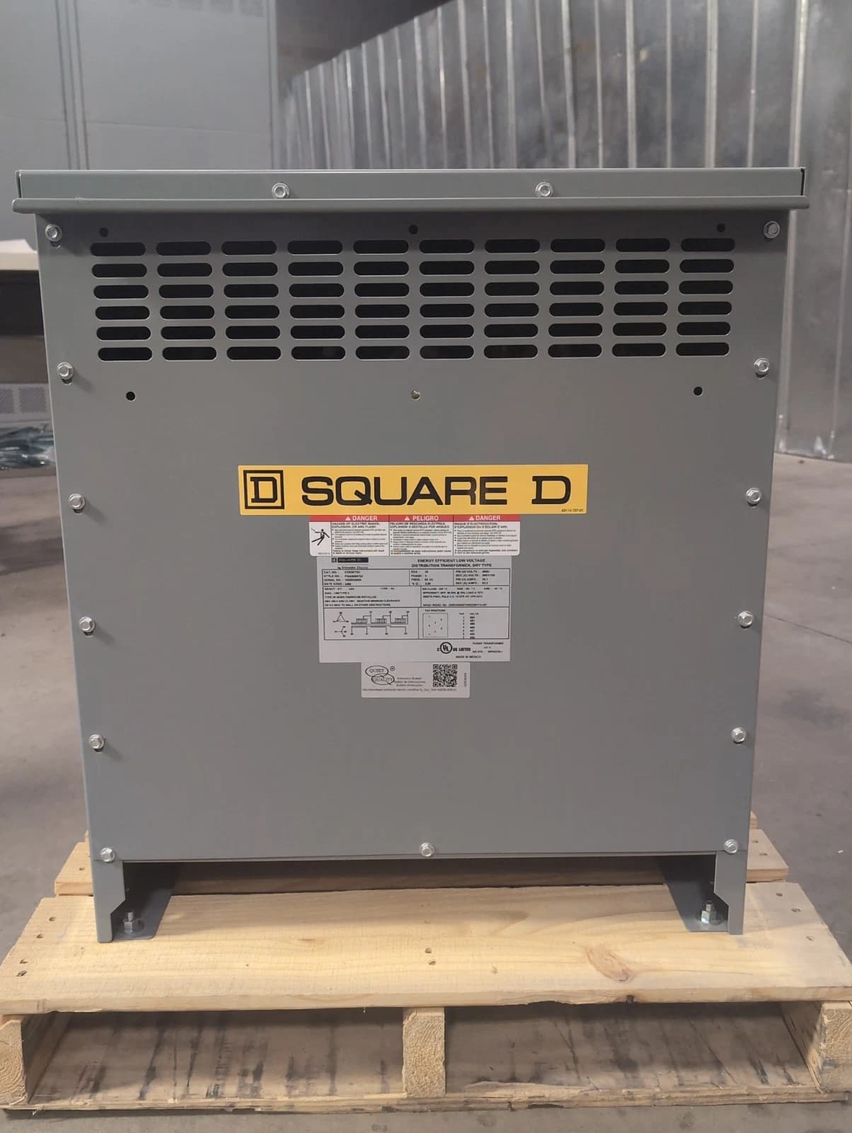Square D EXN30T3H Dry Type Transformers — image 1 of 6
