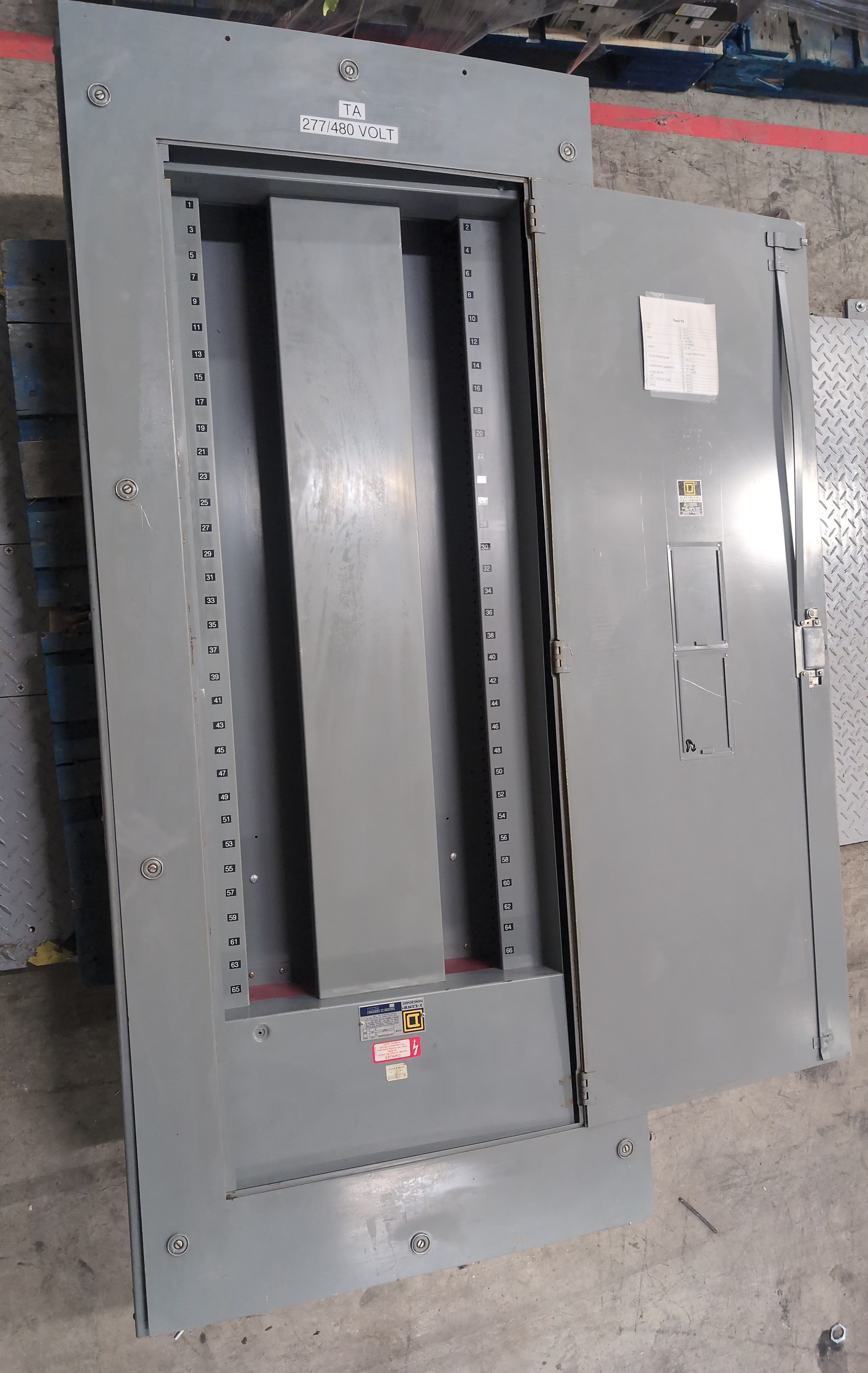 Square D HCM I-Line Panelboard 600A 480V 3PH 66 Space MLO Panel 600 Amp Main Lug – image 1