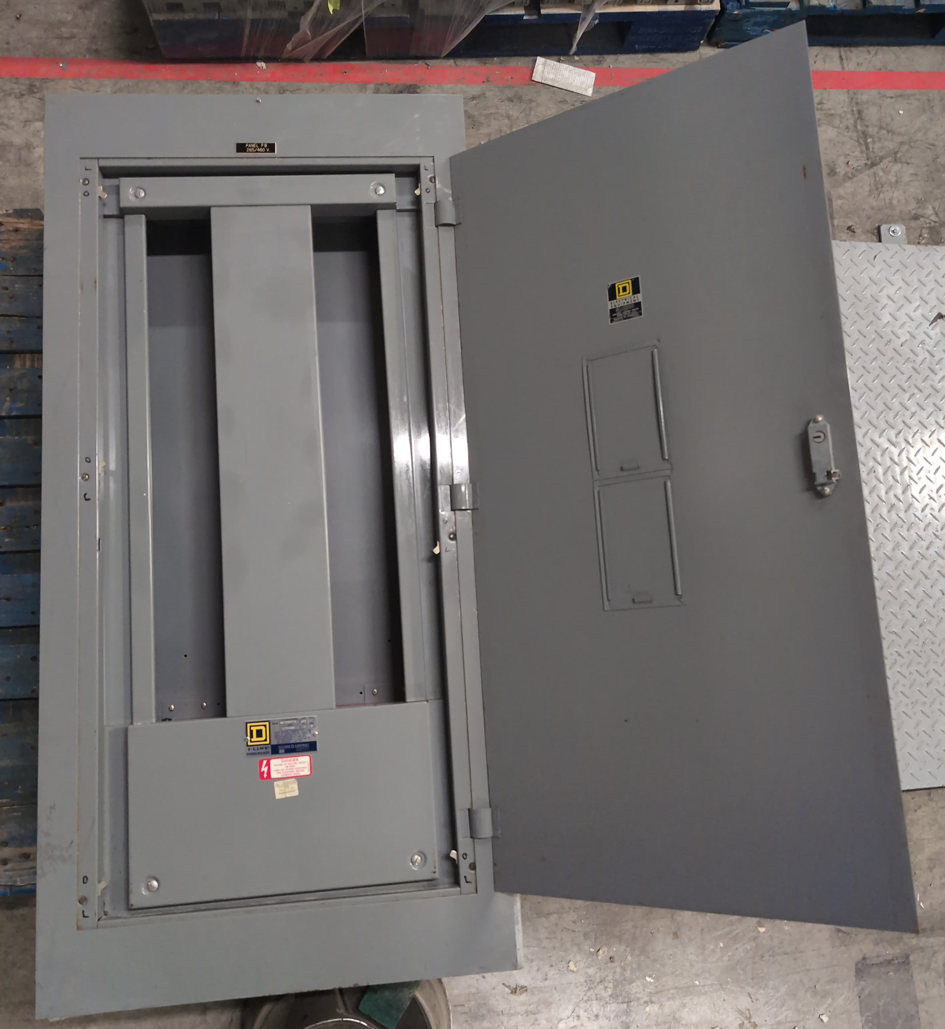 Square D HCN I-Line Panelboard 400A 277/480V 3PH 42 Cir MLO Panel 400 Amp SP203