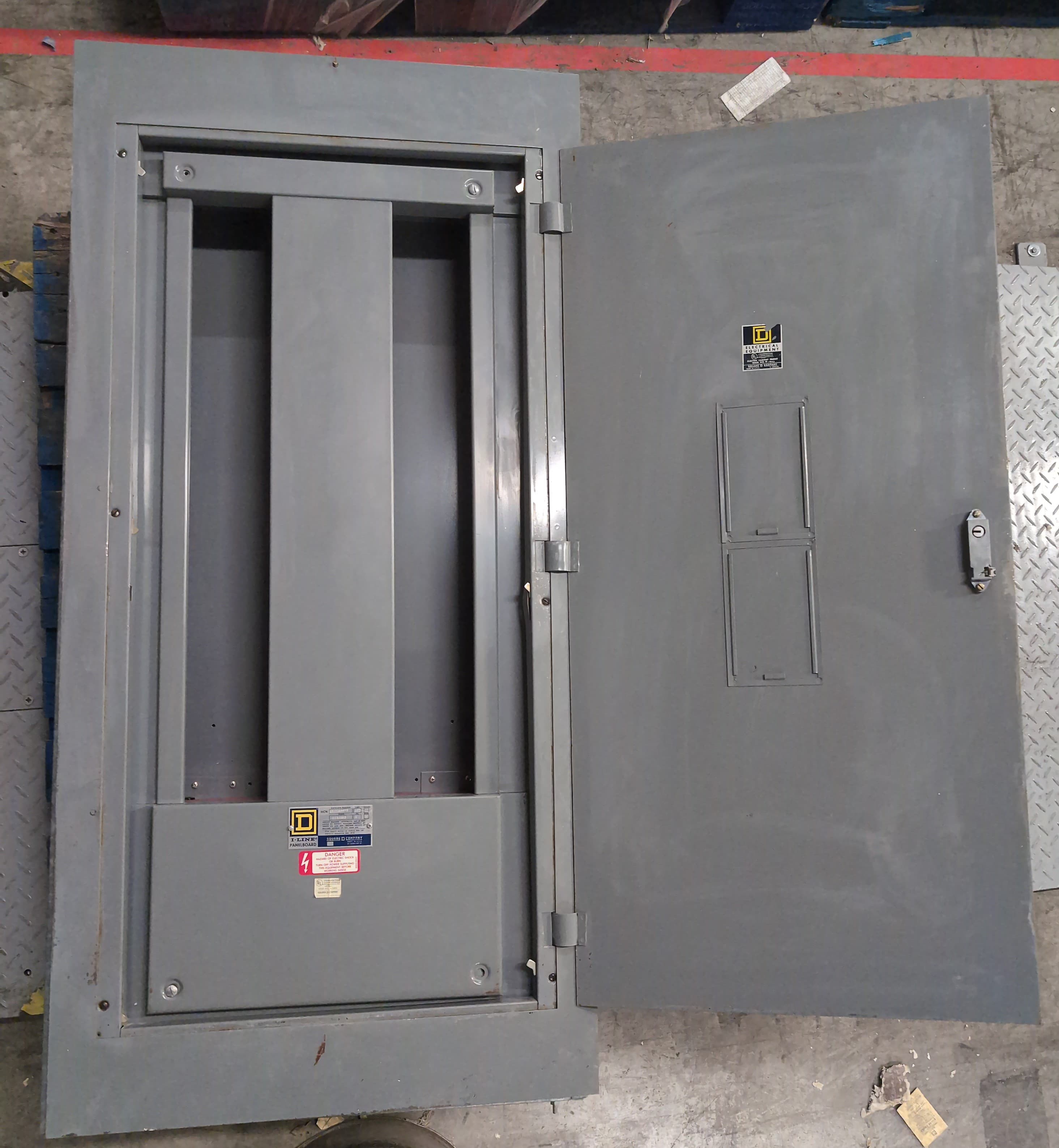 Square D HCN 4472144-3 Panel — image 1 of 12
