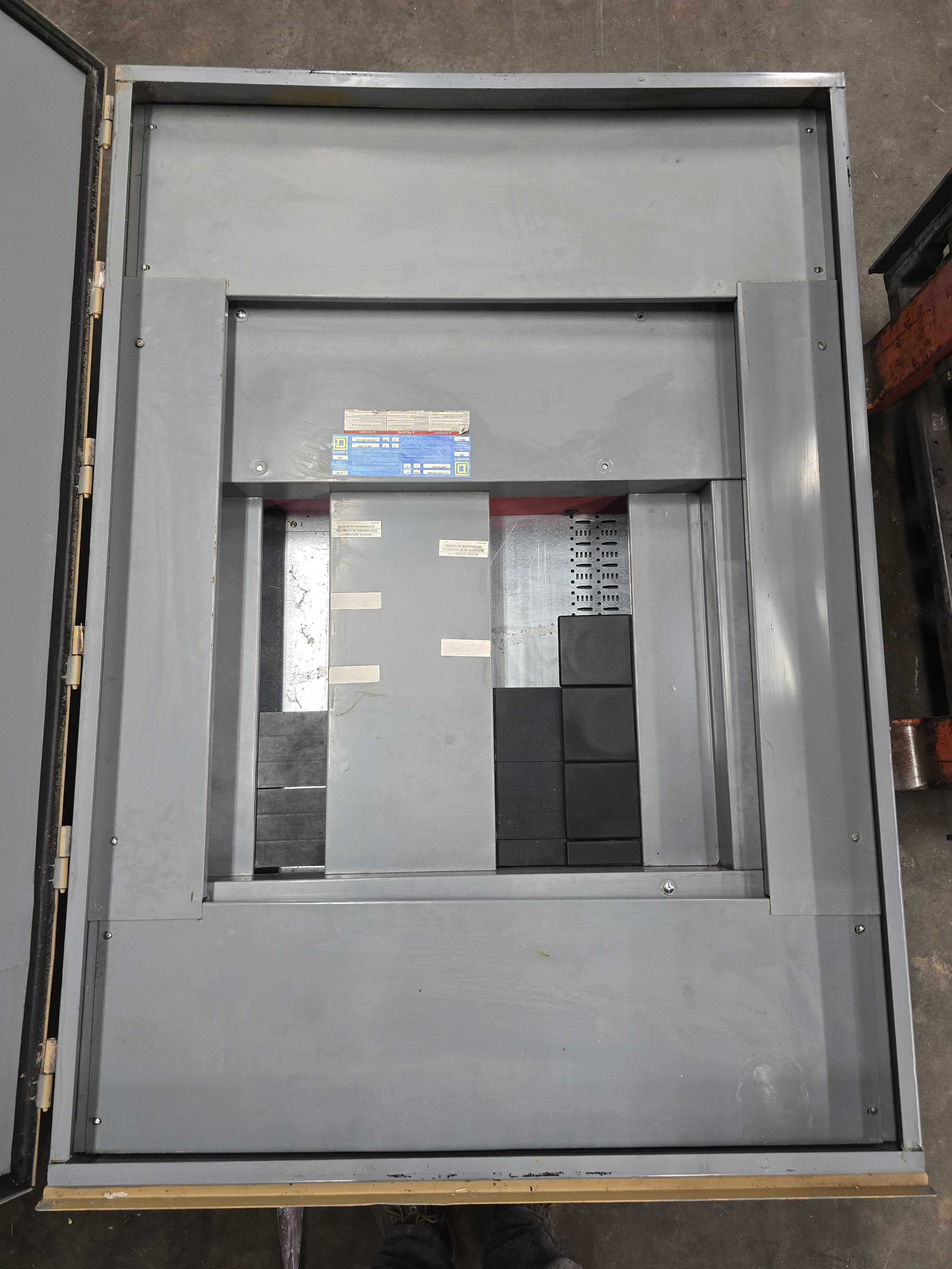 Square D HCP I-Line Panelboard 1000A 208/120V 3PH 4W MLO 30Cir 1000 Amp Panel 3R – image 1