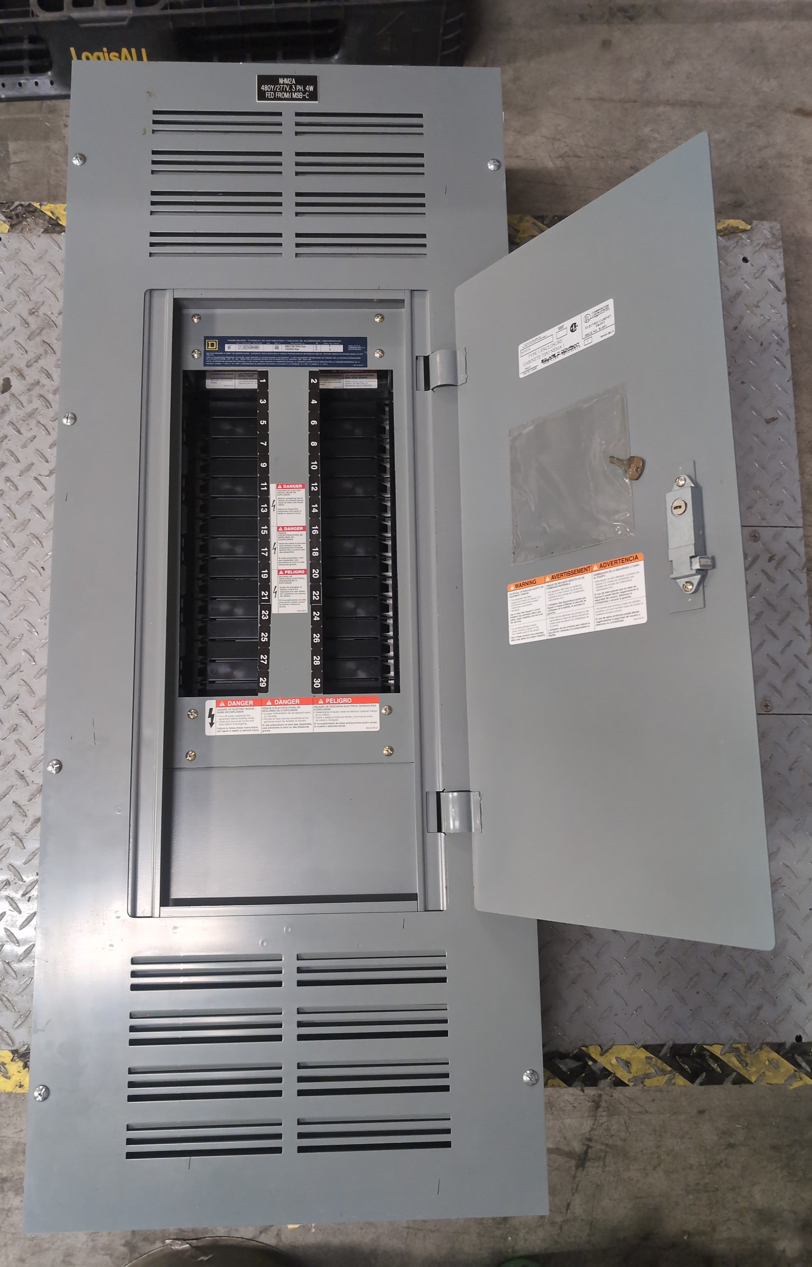 Square D NF Panelboard 400A 600V 480V 3PH 4W 30Cir MLO Panel 400 Amp Main Lug – image 1