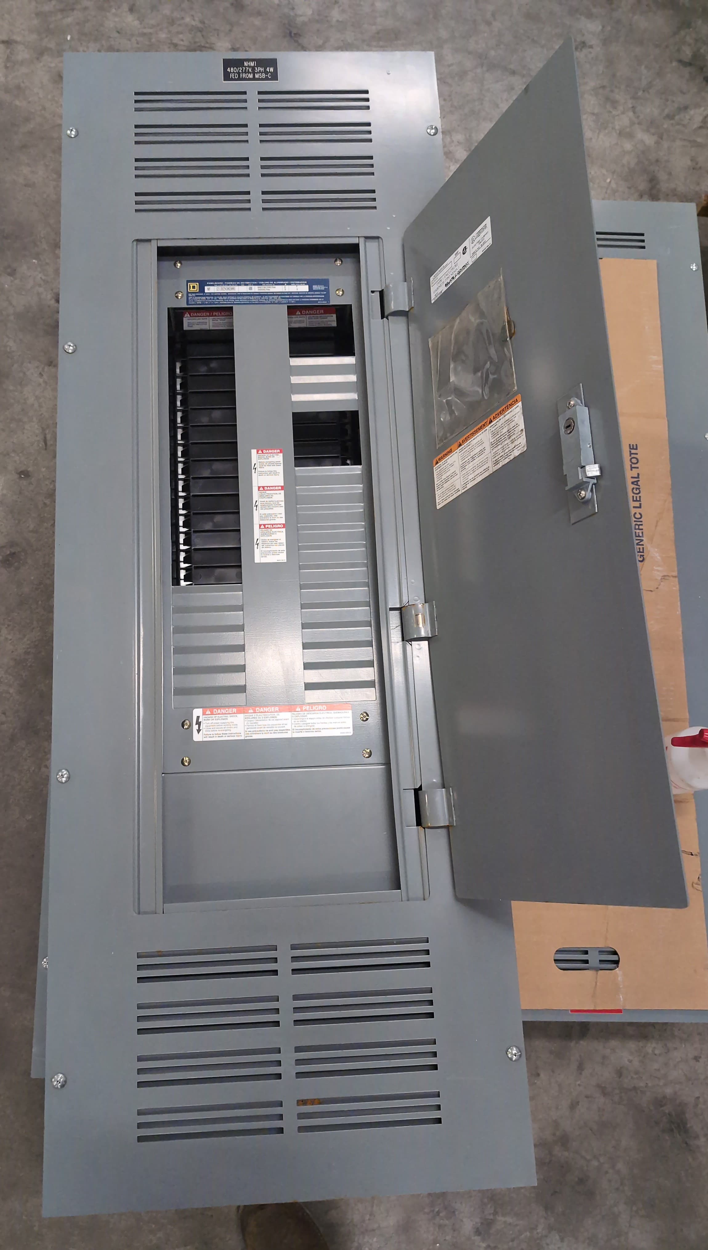 Square D NF Panelboard 400A 600V 480V 3PH 4W 42Cir MLO Panel 400 Amp Main Lug – image 1