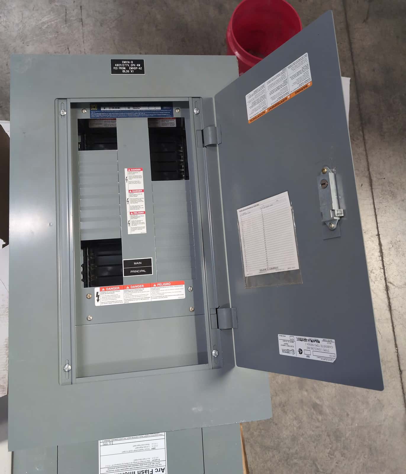 Square D NF Panelboard 125A 600V 480V 3PH 4W MCB Panel 18 Cir 125 Amp