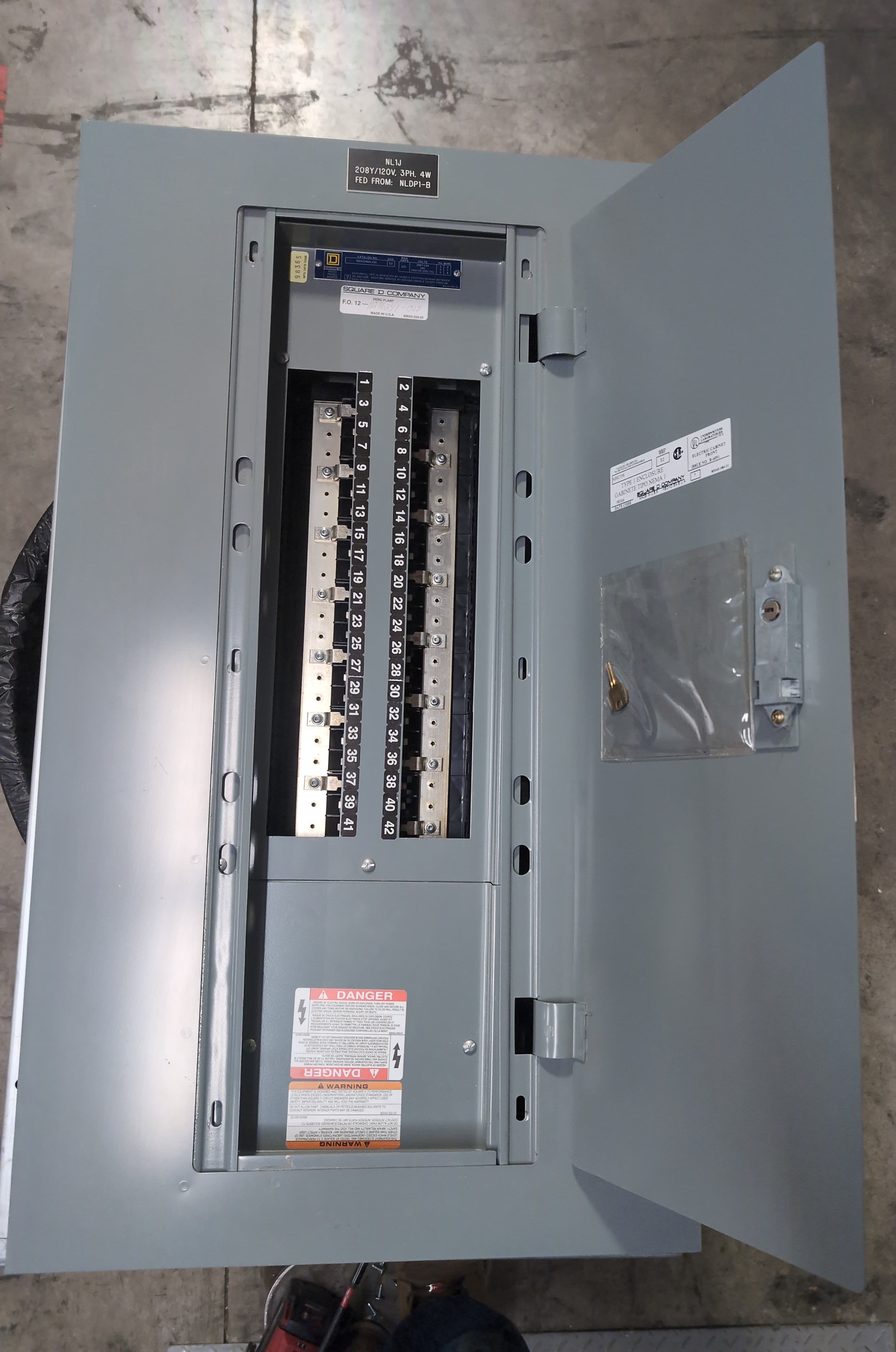 Square D NQOD430L225 Panel — image 1 of 12