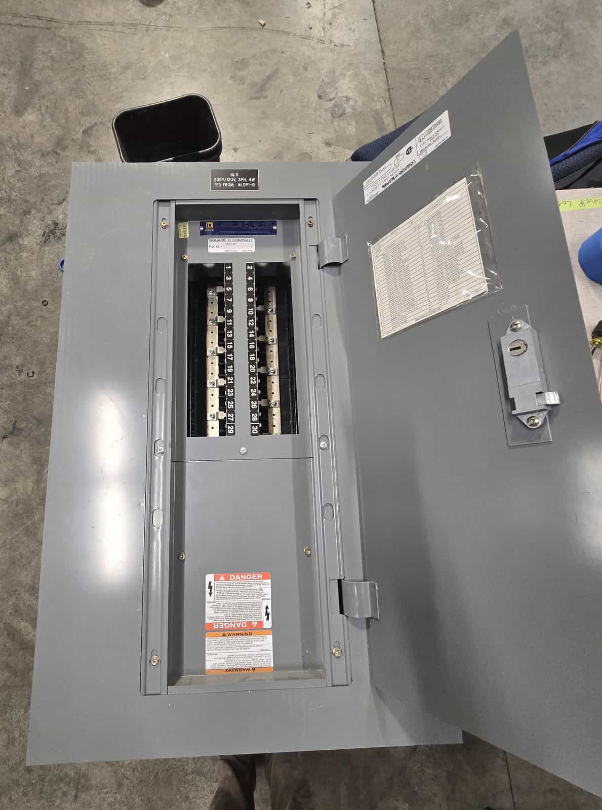 Square D NQOD430L225 Panel — image 1 of 10