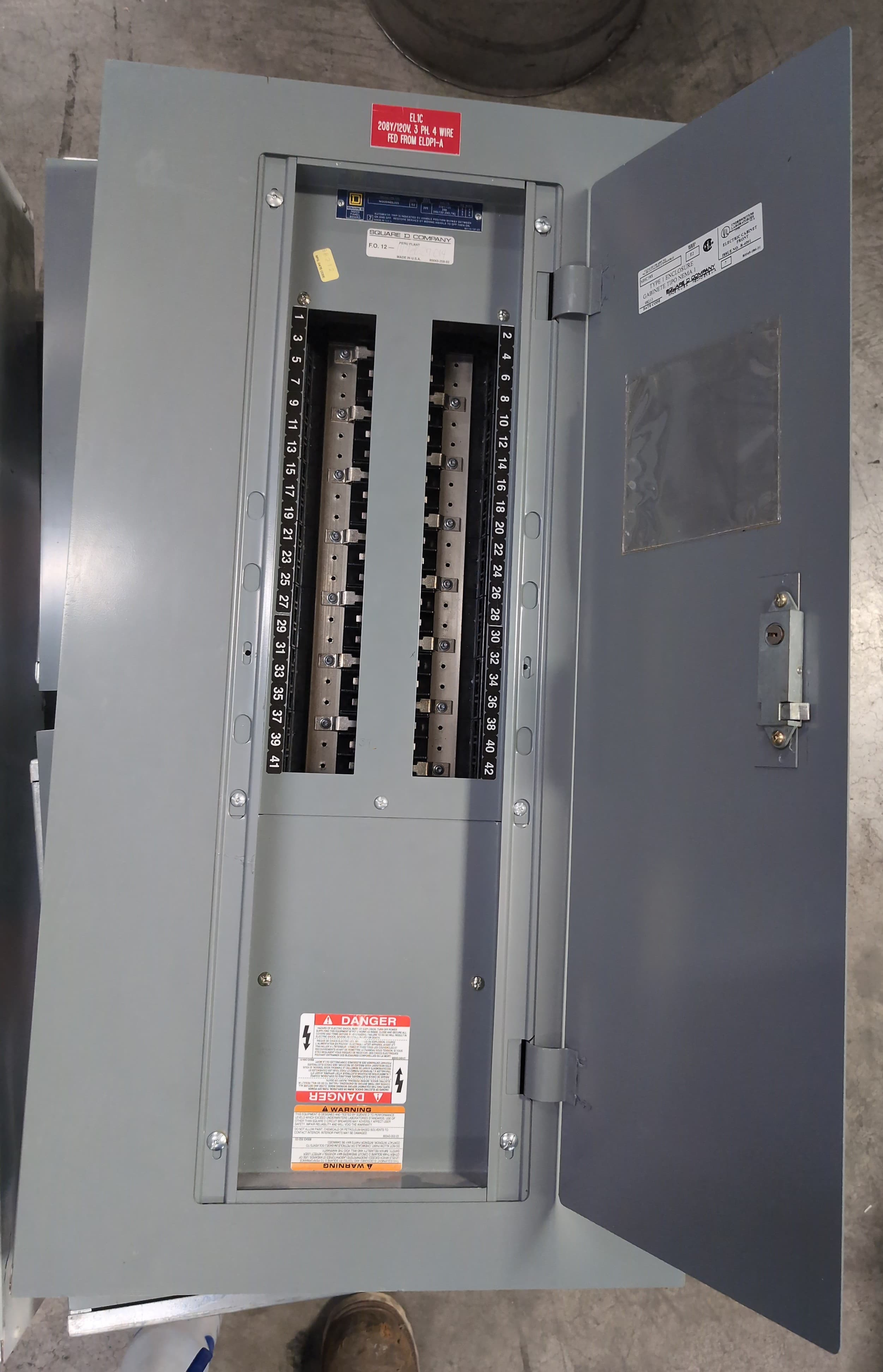 Square D NQOD442L225 Panelboard 225A 208Y/120V 3PH 4W 42 Cir MLO Panel 225 Amp – image 1