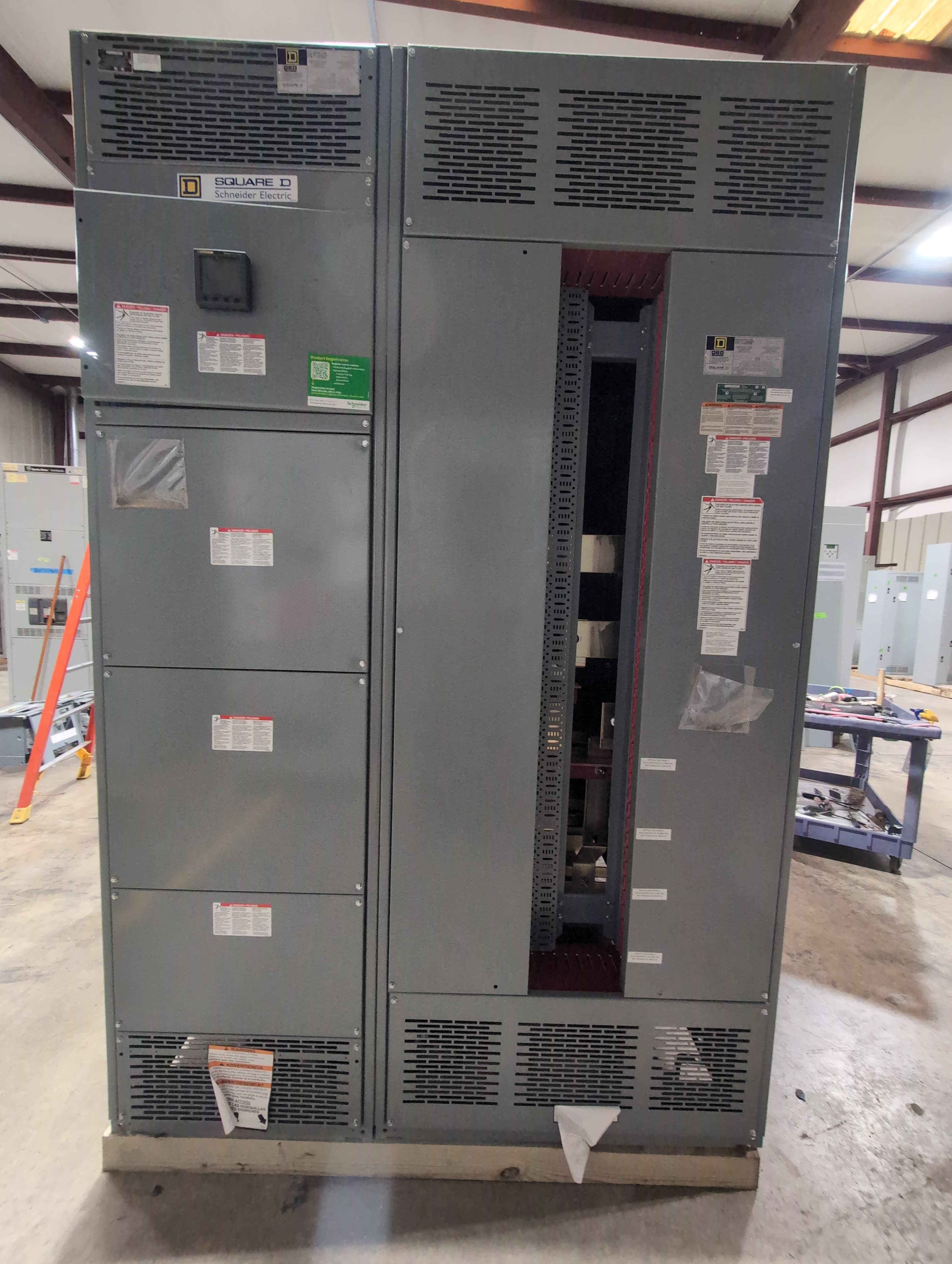 Square D QED I-Line Switchboard 1200A 480V 3PH 3W MLO 1200 Amp 42 Space Main Lug – image 1