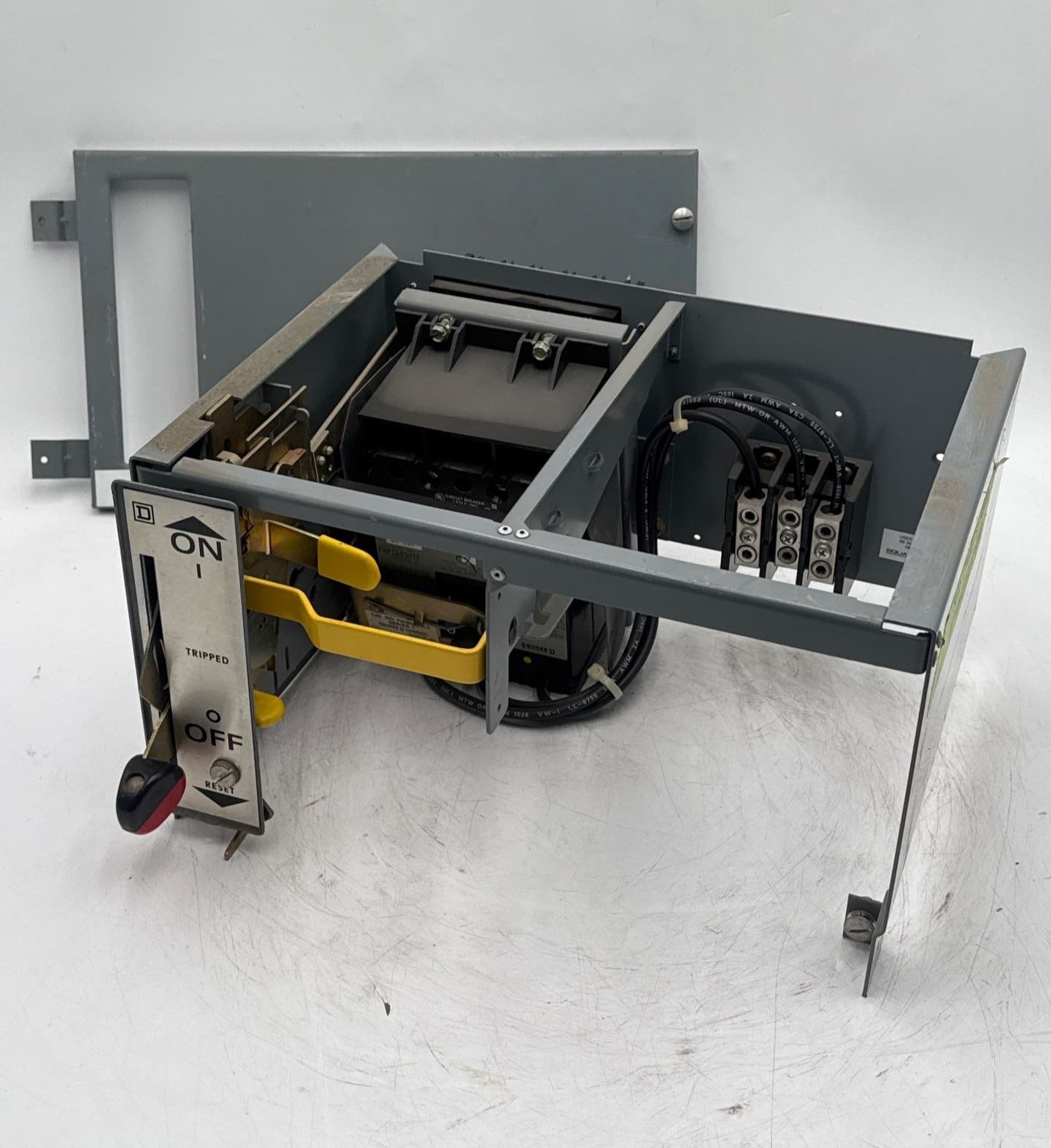 Square D Model 5 9" 30A Feeder MCC Bucket FHP36030TF Breaker 30 Amp – image 1