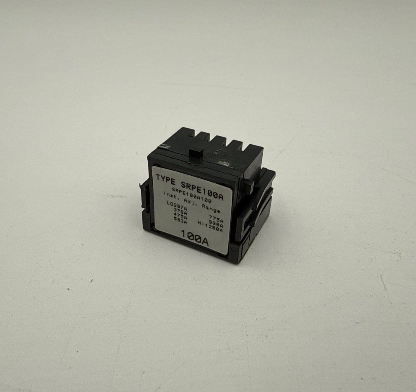 GE SRPE100A100 Circuit Breaker Accessory — image 1 of 5