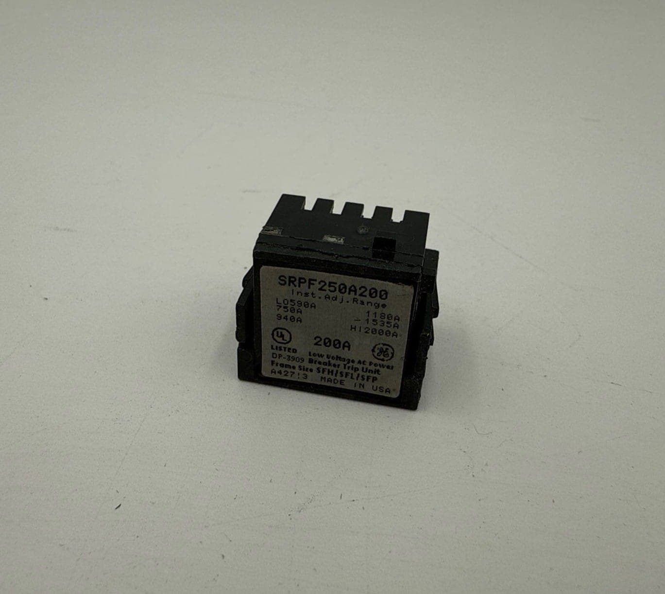 GE SRPF250A200 Circuit Breaker Accessory — image 1 of 5