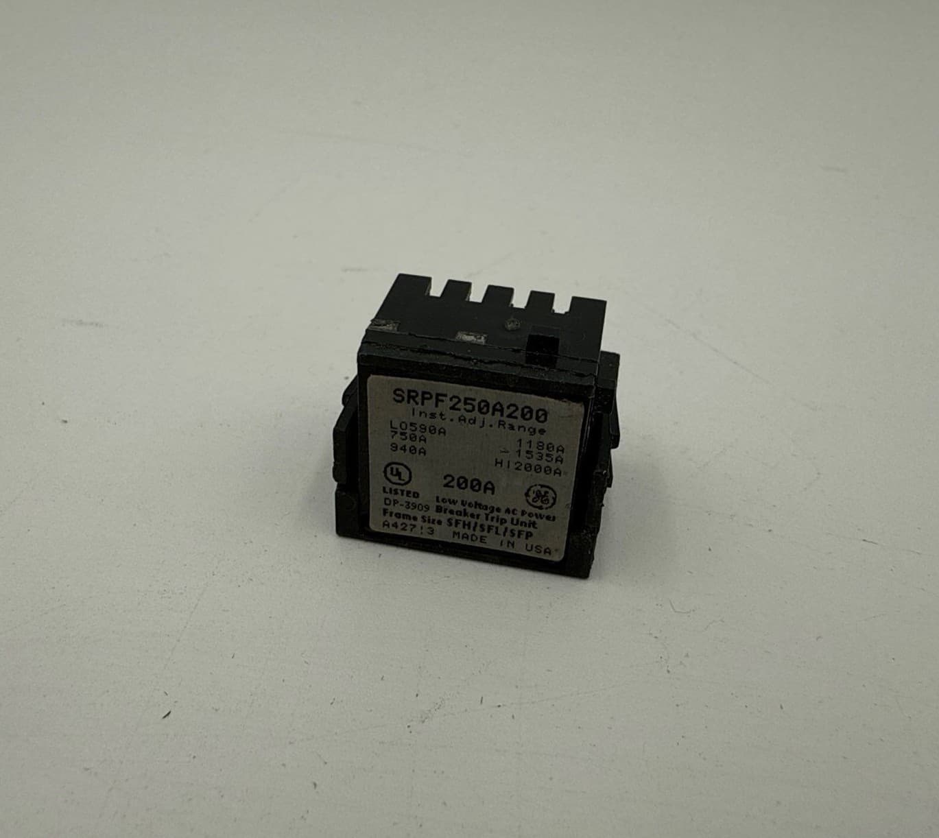 GE SRPF250A200 Circuit Breaker Accessory — image 1 of 5