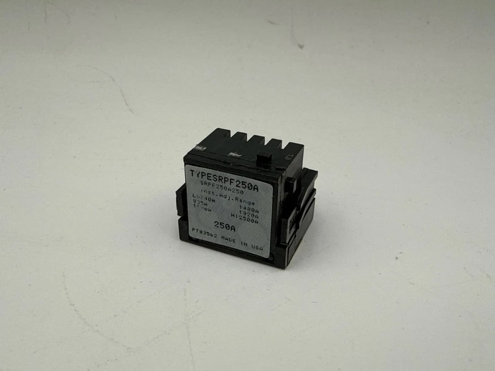 GE SRPF250A250 Circuit Breaker Accessory — image 1 of 6