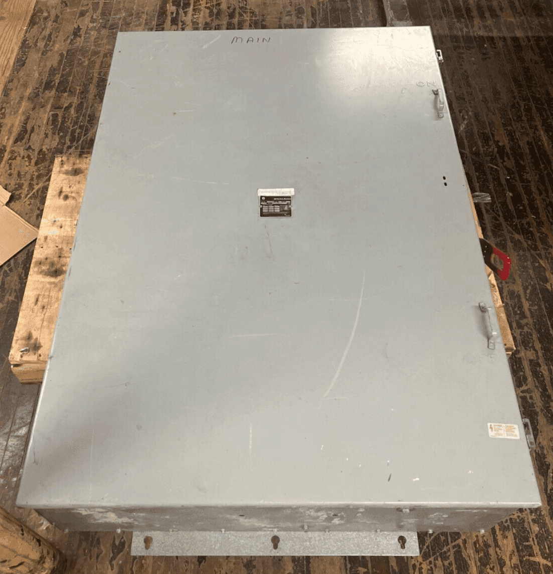 GE TC72367 Disconnect — image 1 of 8