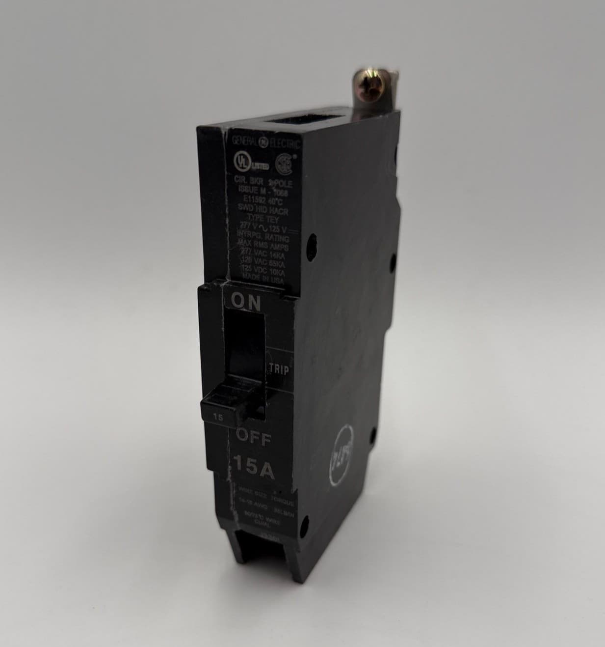 GE TEY115 Circuit Breaker — image 1 of 7