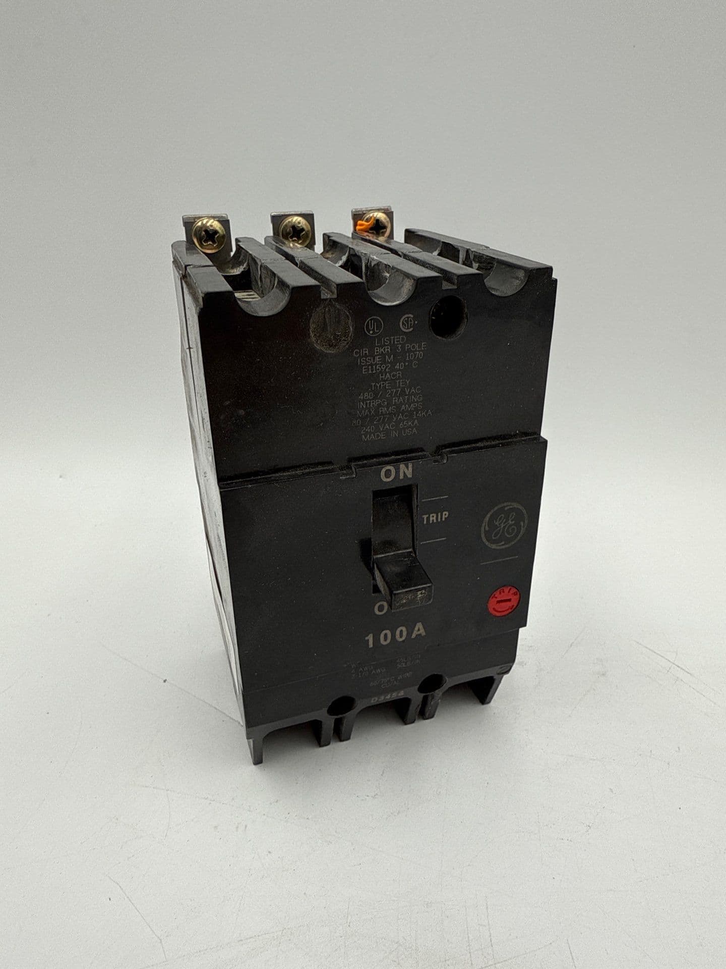 GE TEY3100 Circuit Breaker 100A 3P 480V Bolt On – image 1
