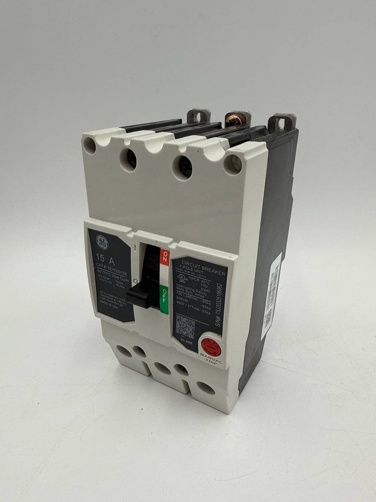 GE TEYD3015B Circuit Breaker — image 1 of 9