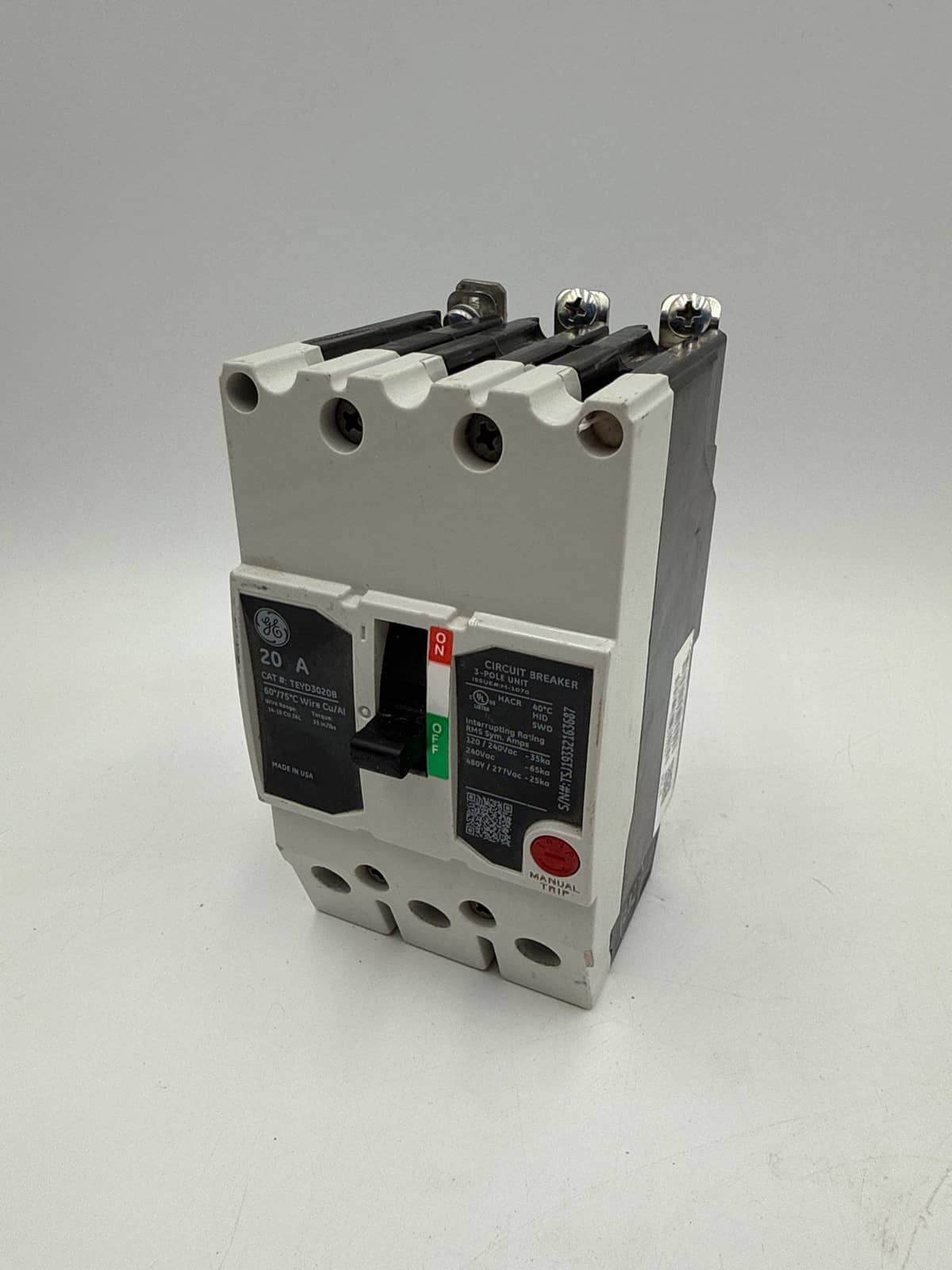 GE TEYD3020B Circuit Breaker — image 1 of 9