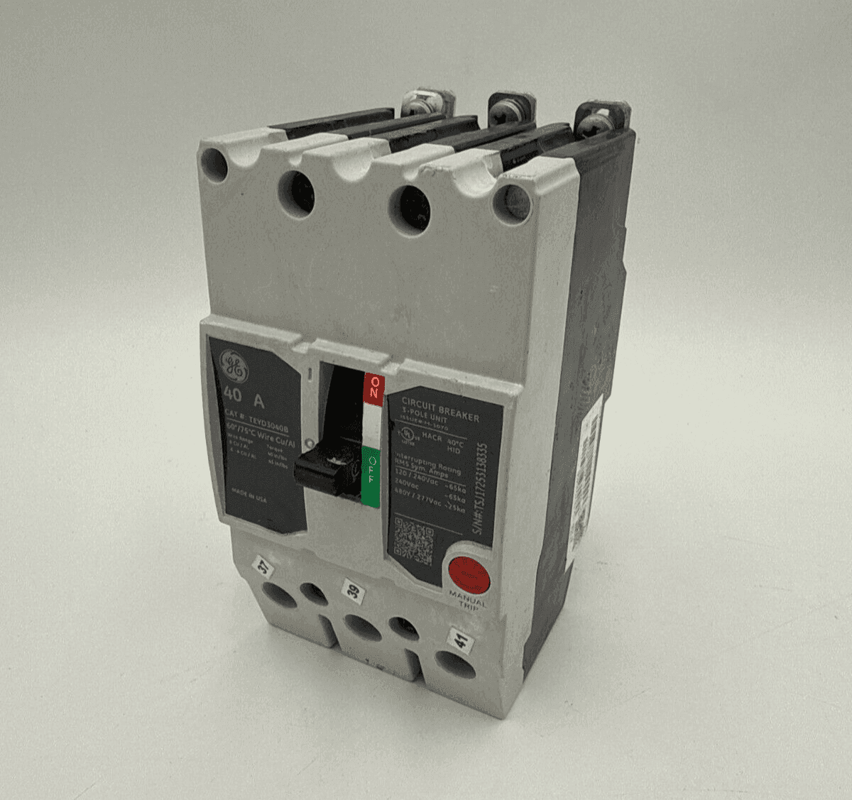 GE TEYD3040B Circuit Breaker — image 1 of 8
