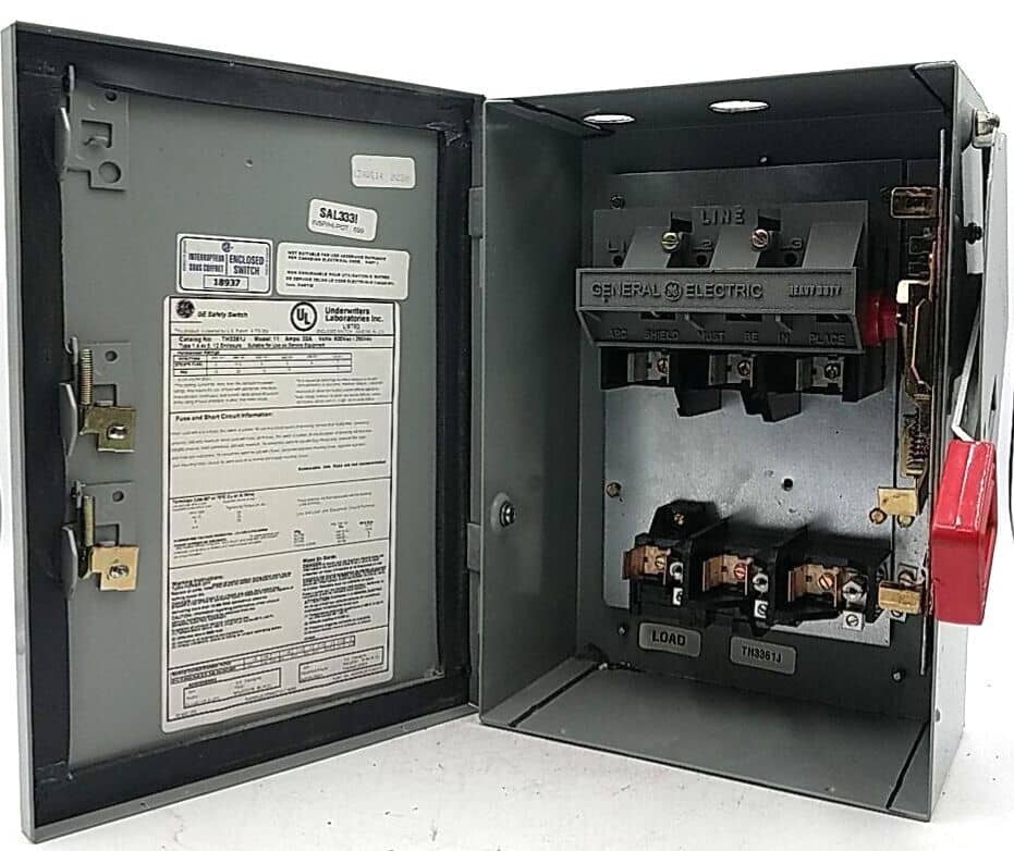 GE TH3361J Disconnect — image 1 of 7