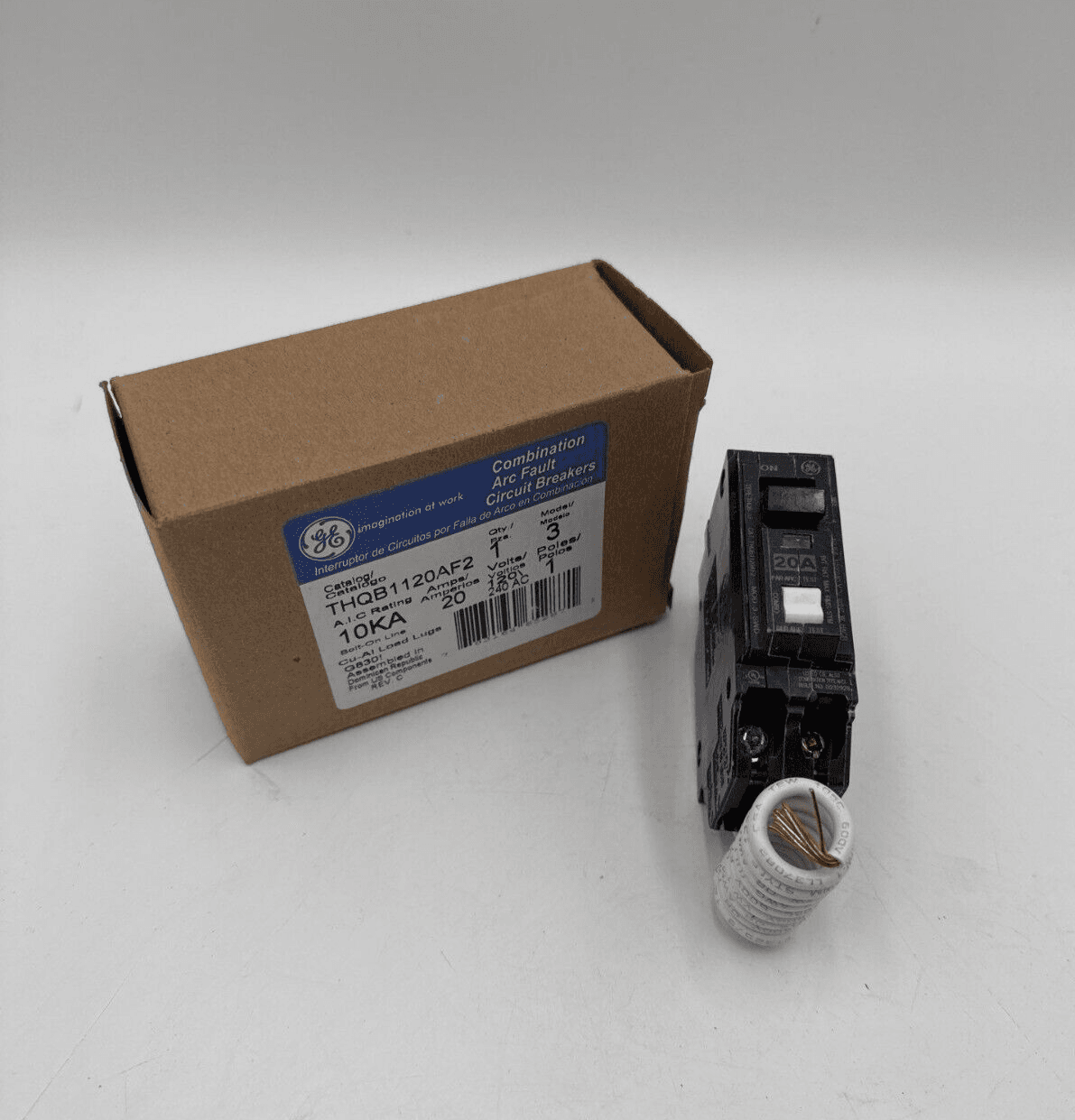 GE THQB1120AF2 – image 1