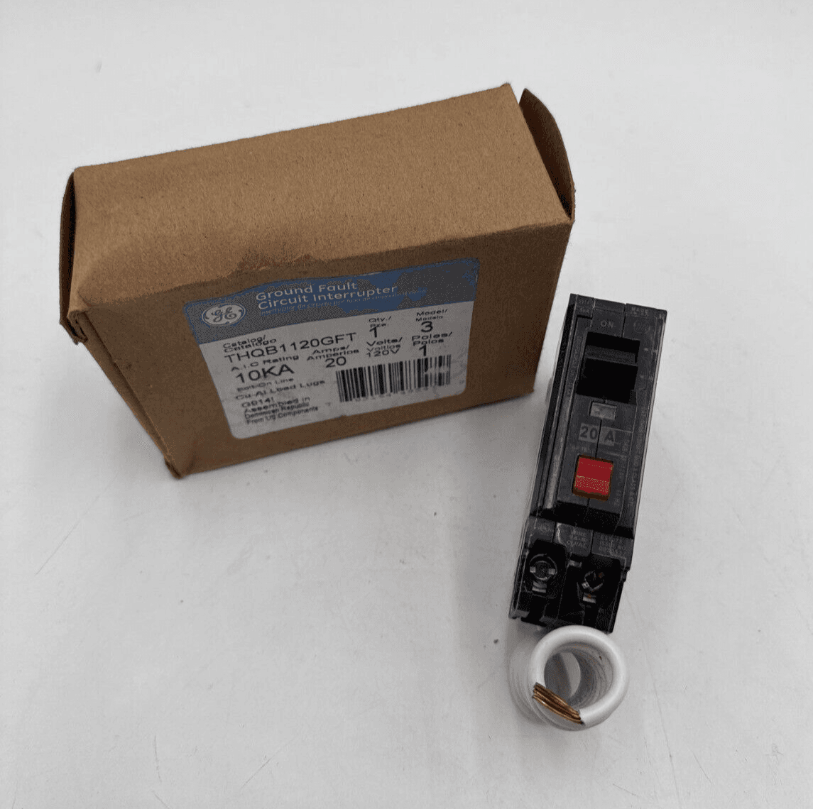GE THQB1120GFT Circuit Breaker — image 1 of 9