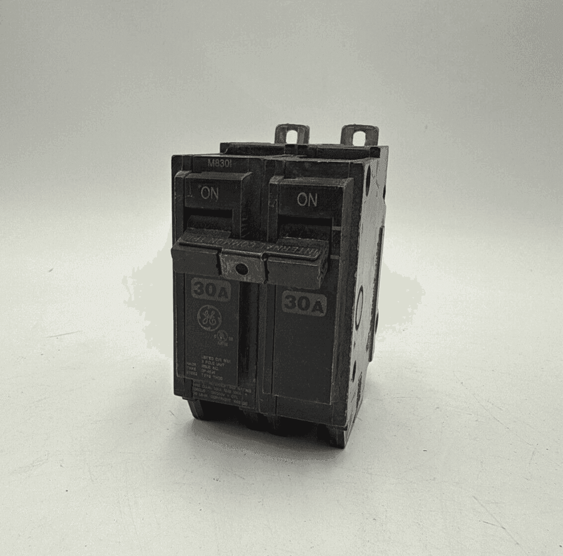 GE THQB2130 Circuit Breaker — image 1 of 8