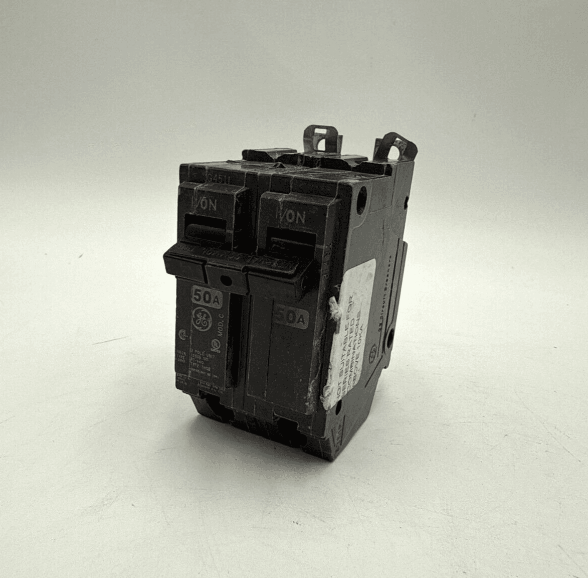 GE THQB2150 Circuit Breaker — image 1 of 9