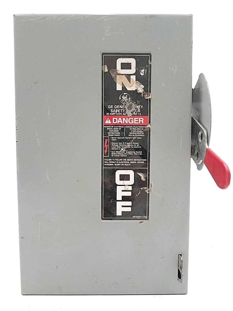 GE TNG3321 Disconnect — image 1 of 8