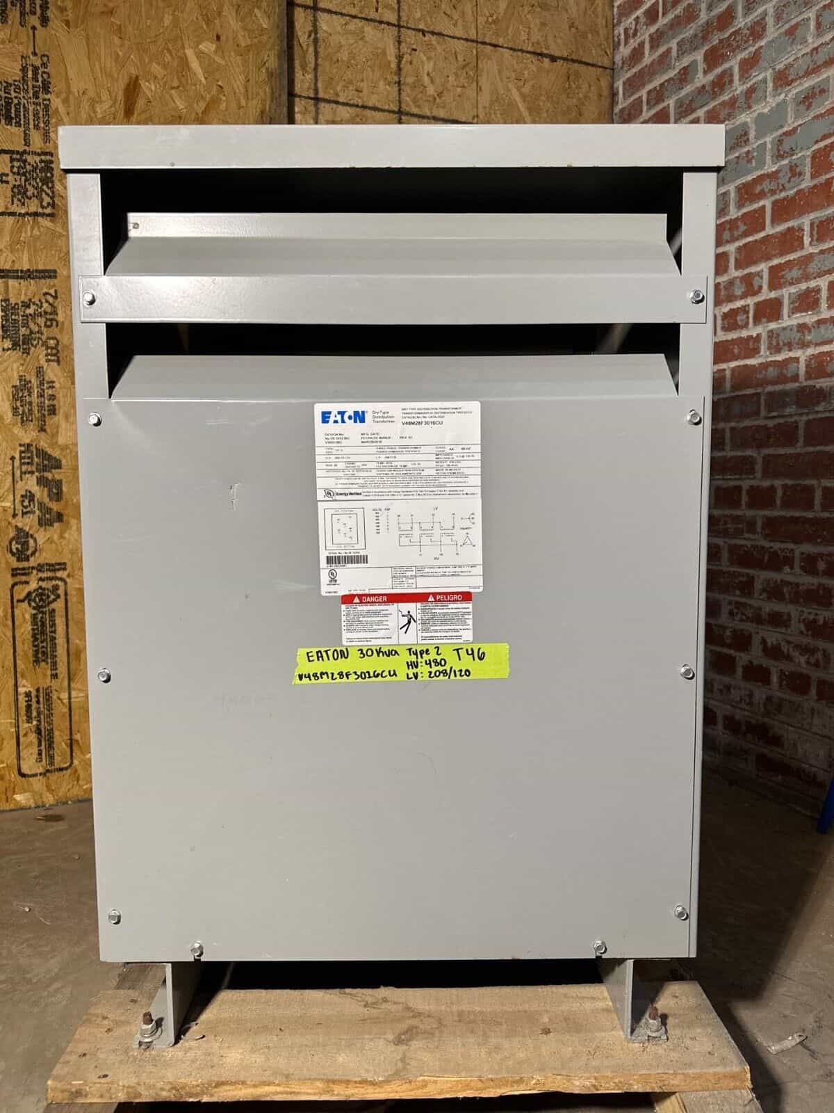 Eaton V48M28F3016CU