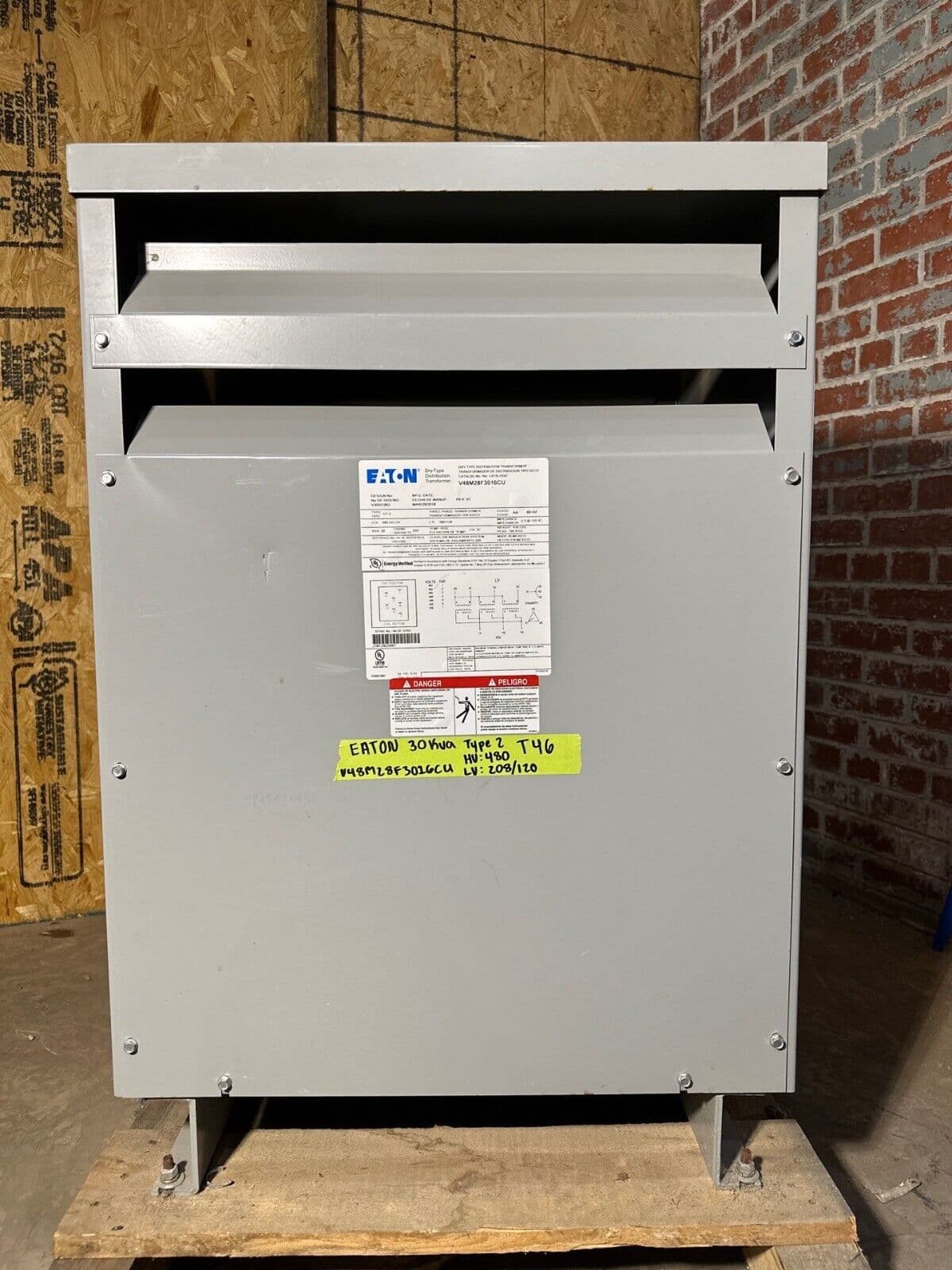 Eaton V48M28F3016CU Dry Type Transformers — image 1 of 6