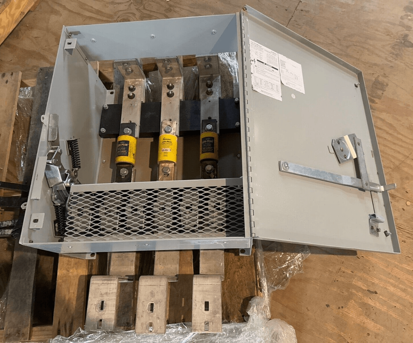 Siemens VF357BL Disconnect — image 1 of 12