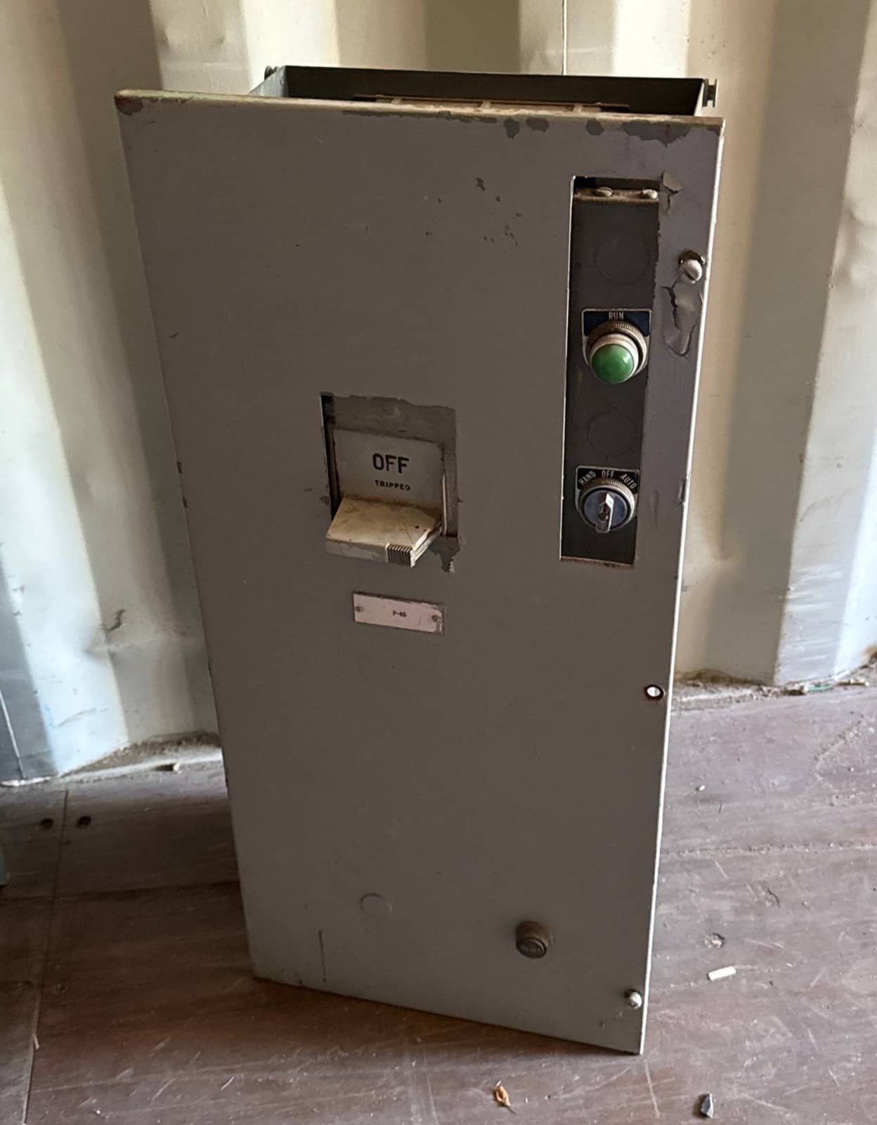 Westinghouse Type W MCC Bucket — image 1 of 8